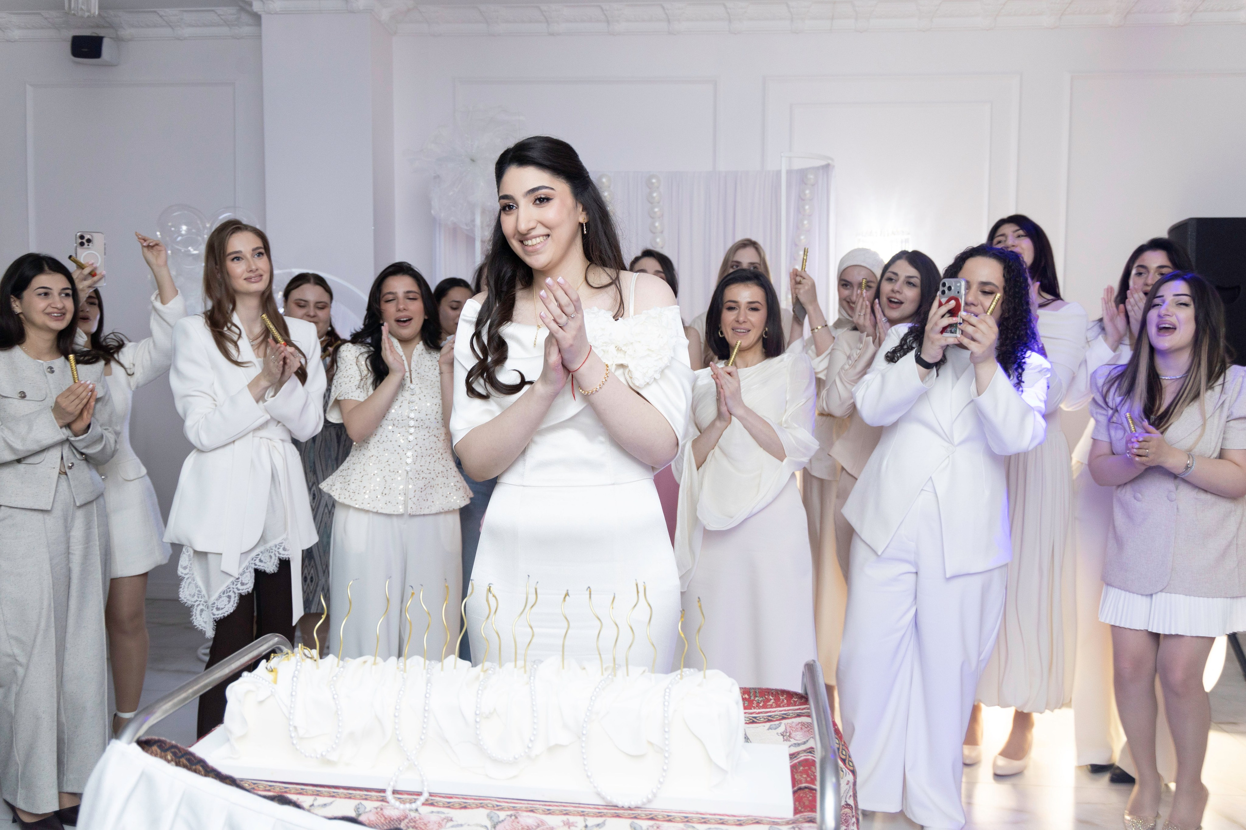 День Рождения 20 лет Ресторан «Менуа». Фотограф Olya Posnimay