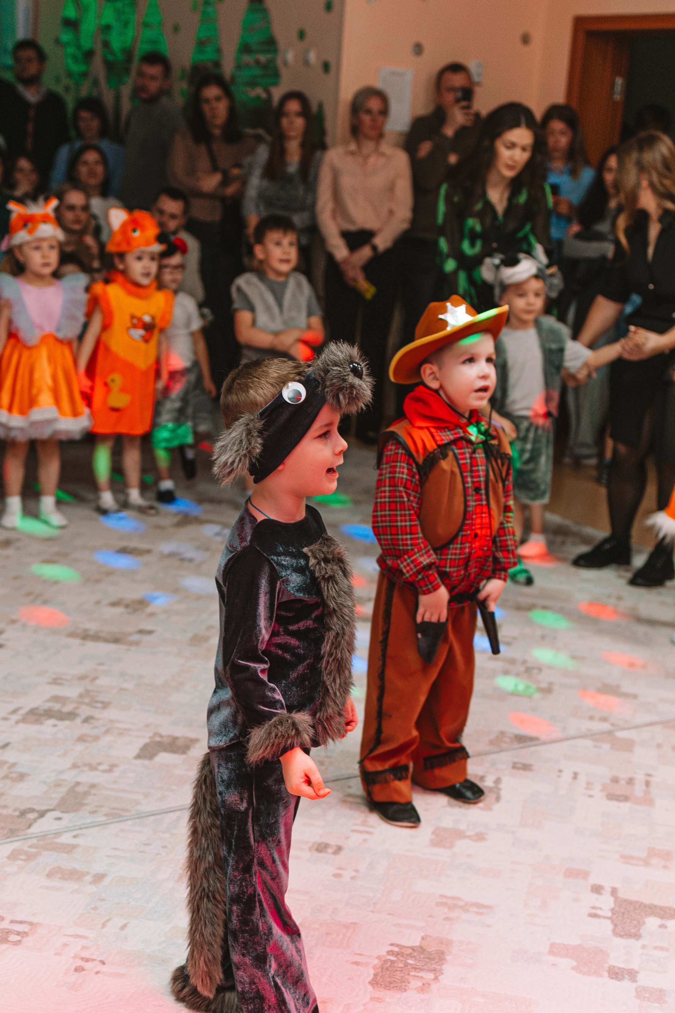 Утренник+портреты. Семейный фотограф Тюмень, фотограф на роды Салмина Мария