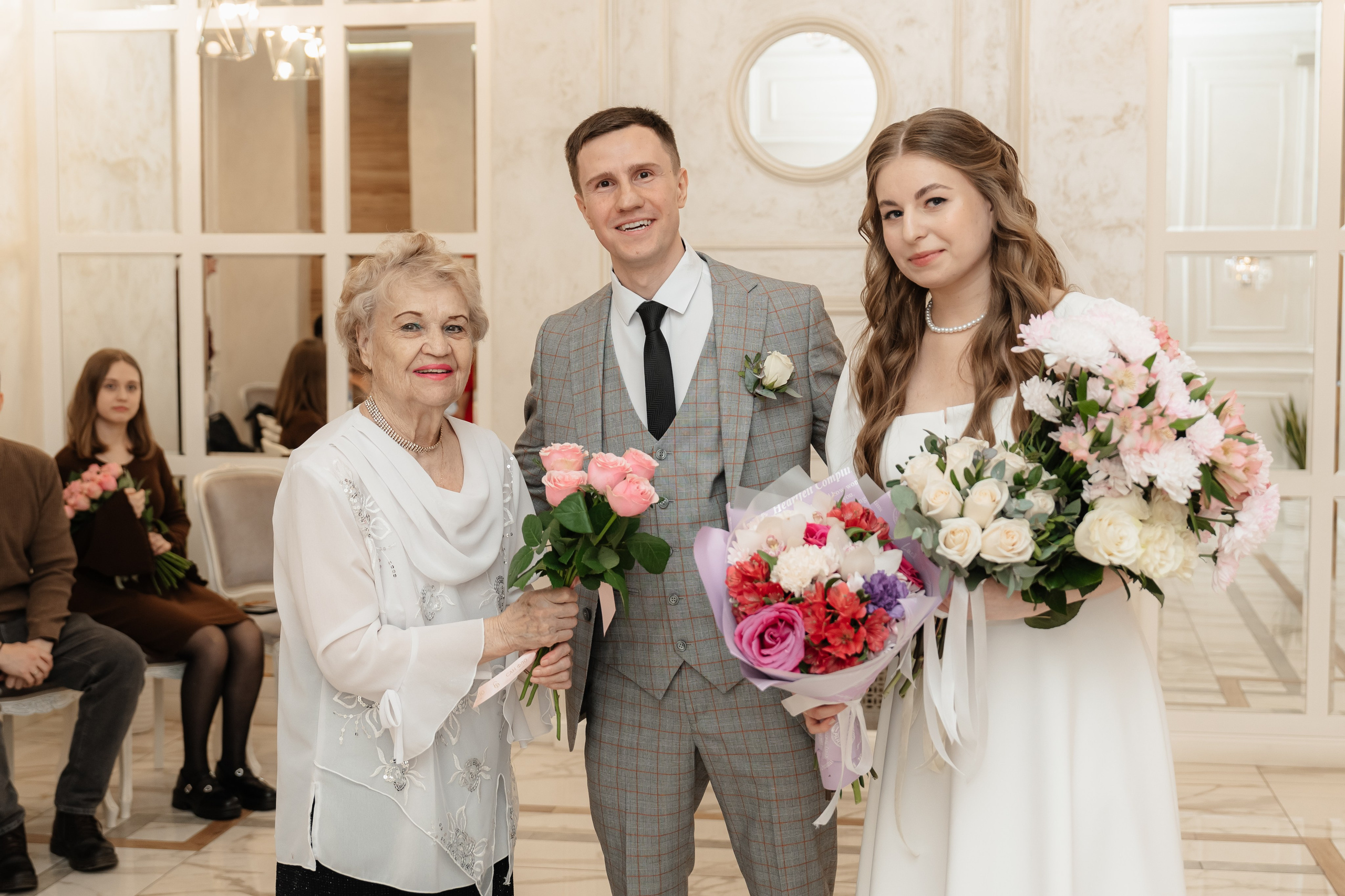 Фотосессия в ЗАГСе Архангельска | Елизавета Стрекаловская. Свадебный и портретный фотограф в Архангельске Елизавета Стрекаловская