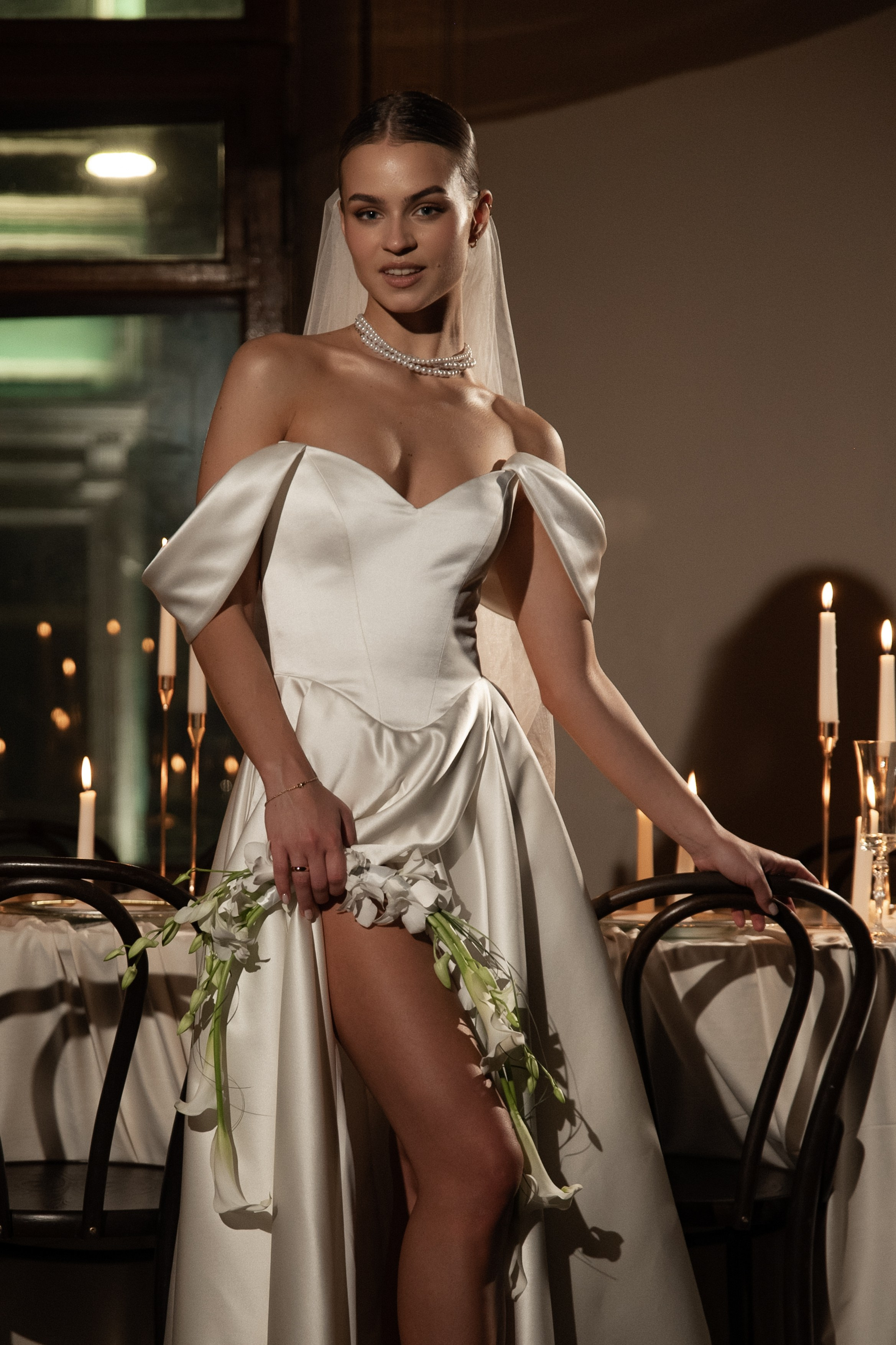 Камерный свадебный ужин при свечах в старинном особняке в фотостудии 21. Kult. Ярослава Ерина — свадебный фотограф в Москве