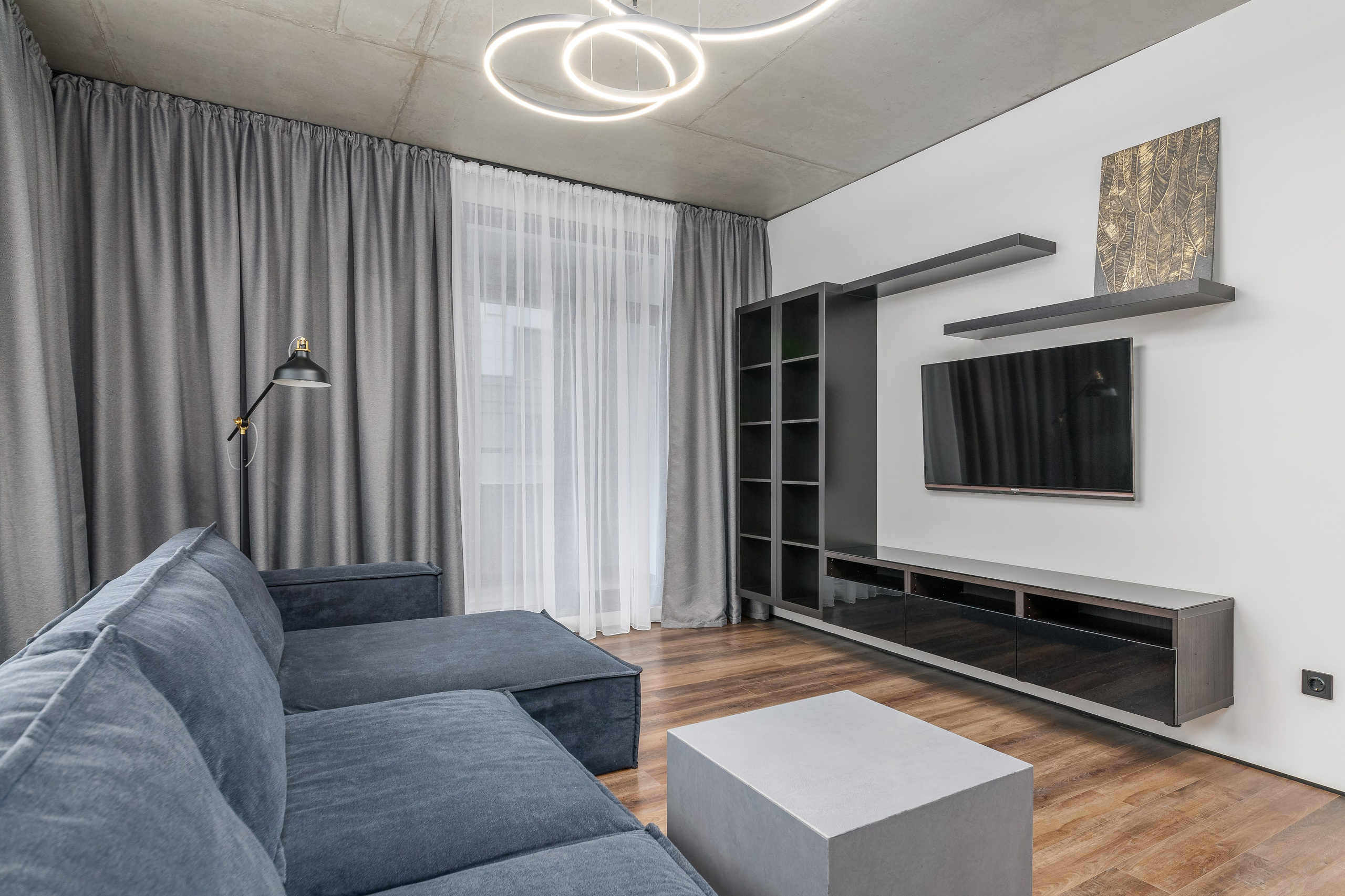 Трёхкомнатная квартира, Малая Митрофаньевская ул.