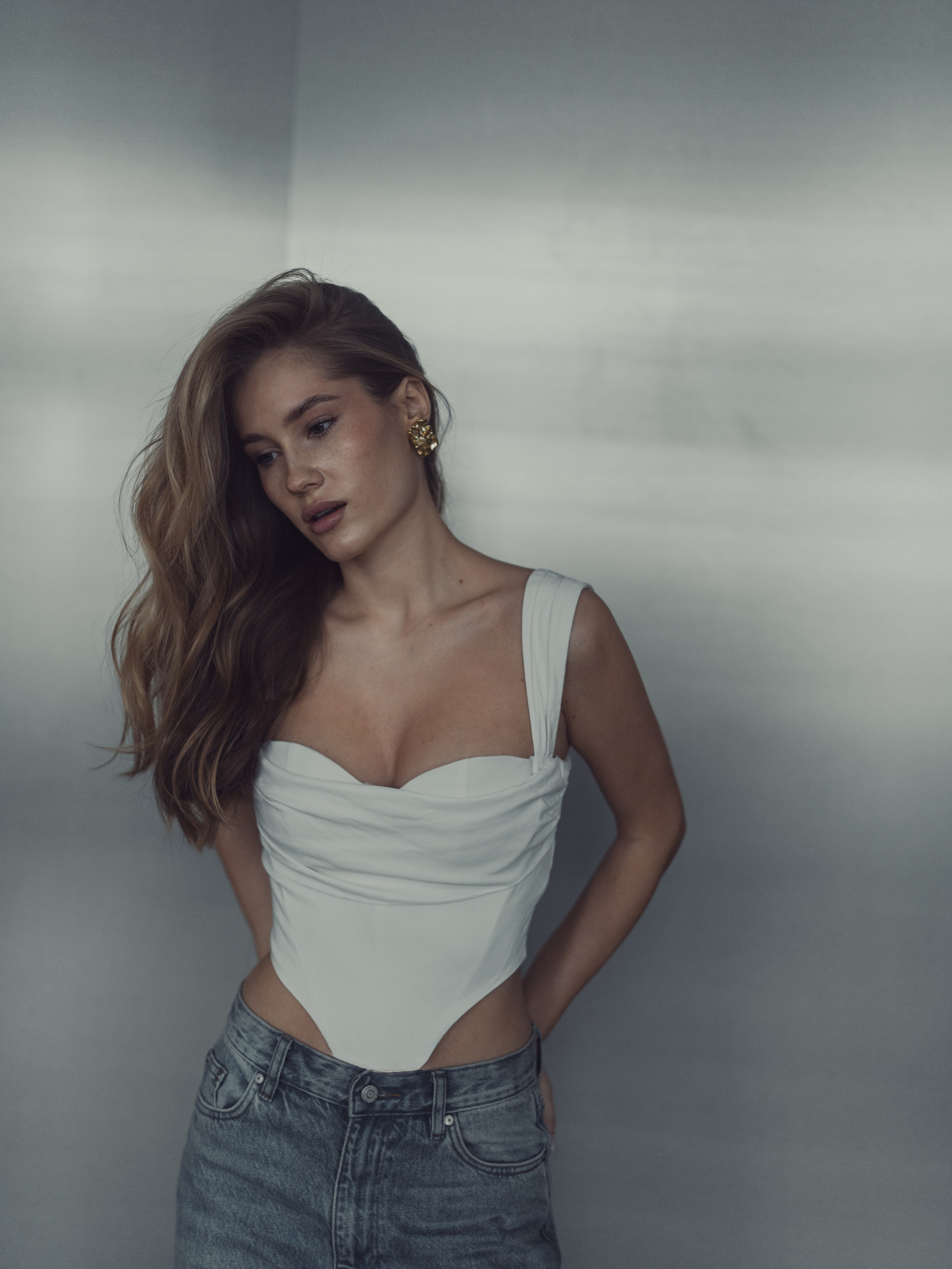 Стильная фотосессия с Аленой в 5 зале студии Свет