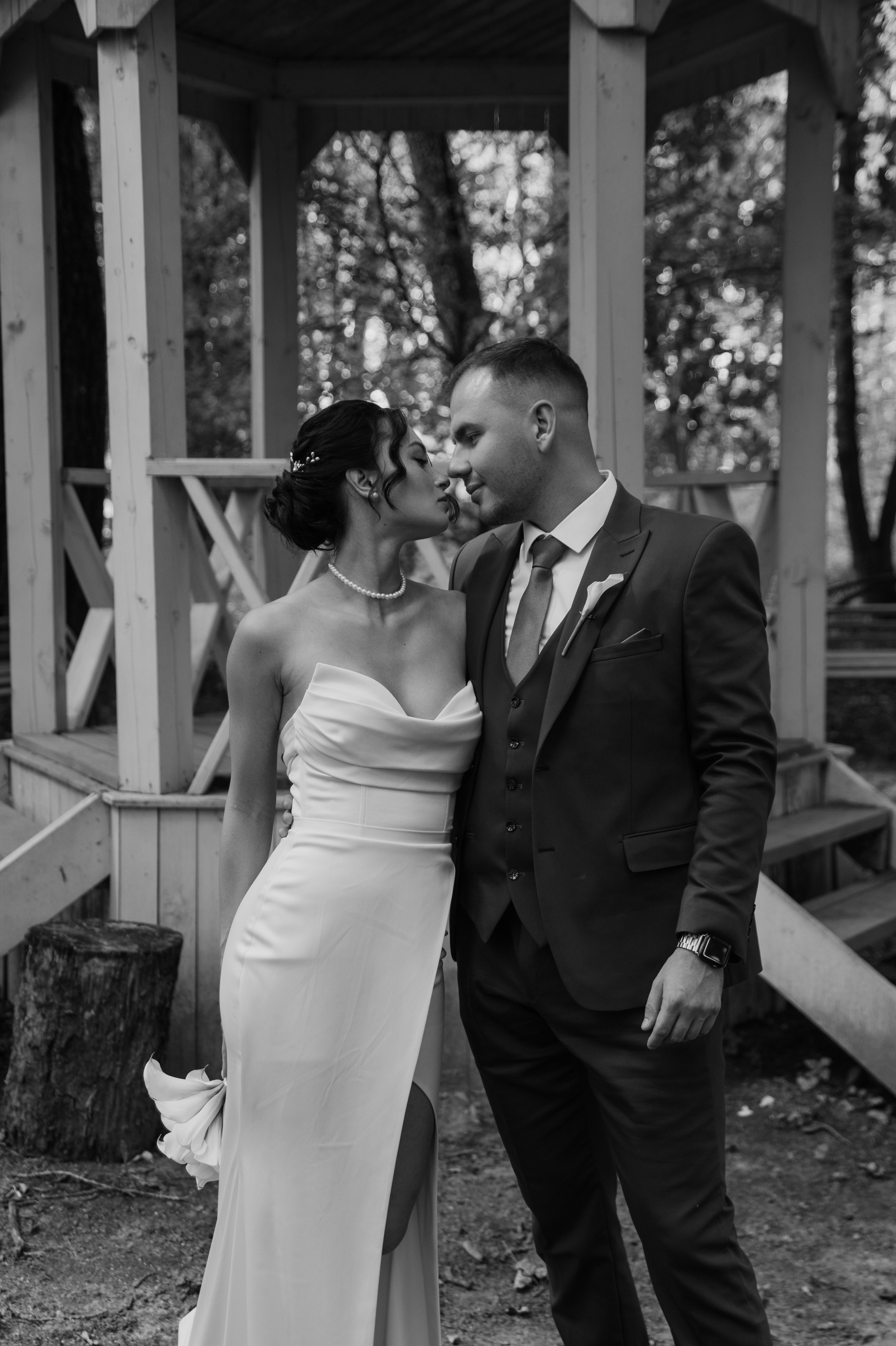 Галерея со свадьбы в Твери, красивая пара в Домотканово. Свадебный фотограф в Твери, Москве и Санкт-Петербурге Денисова Екатерина