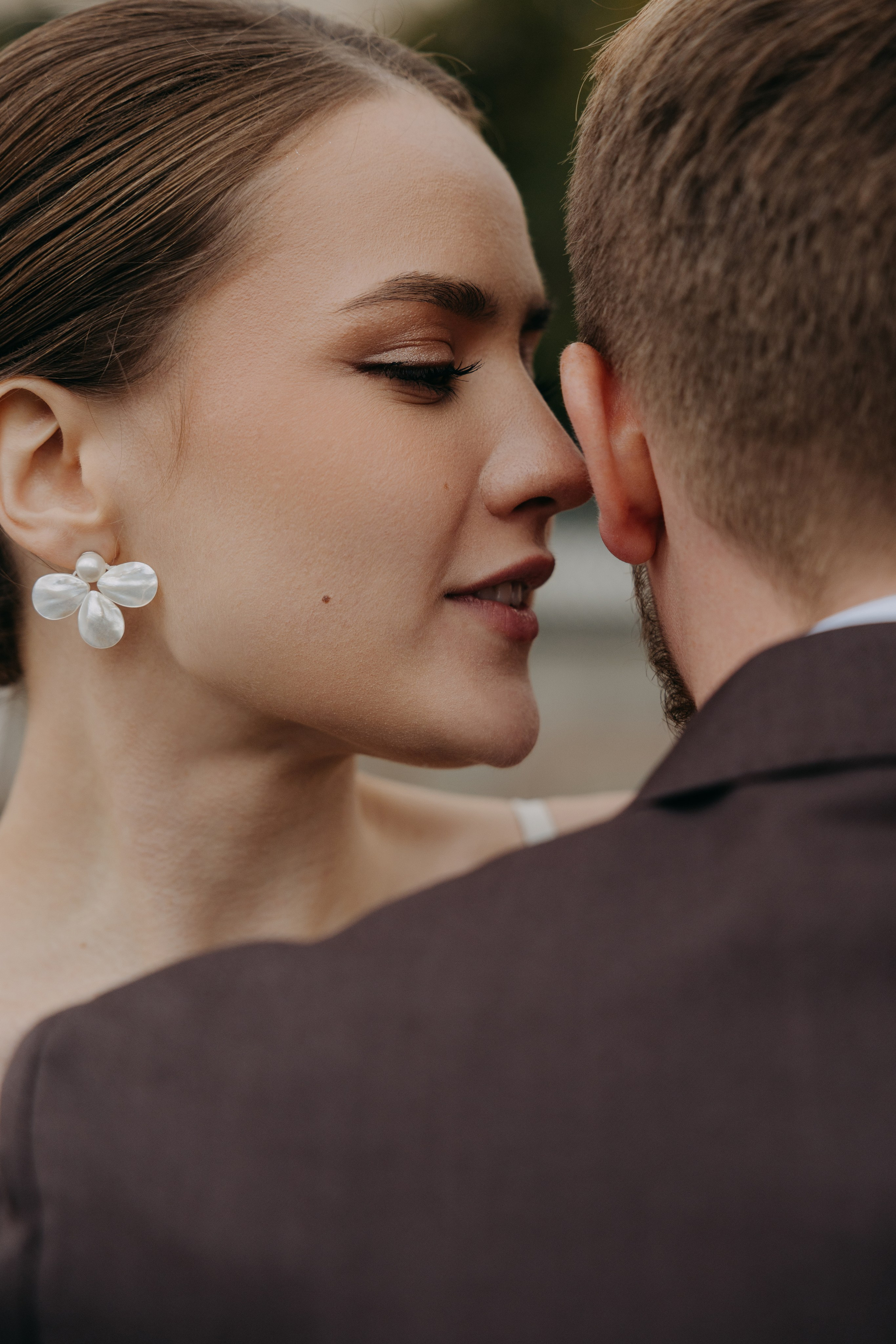 Ирина и Алексей | прогулка Котельническая наб. Свадебный фотограф Москва Анастасия Храмова