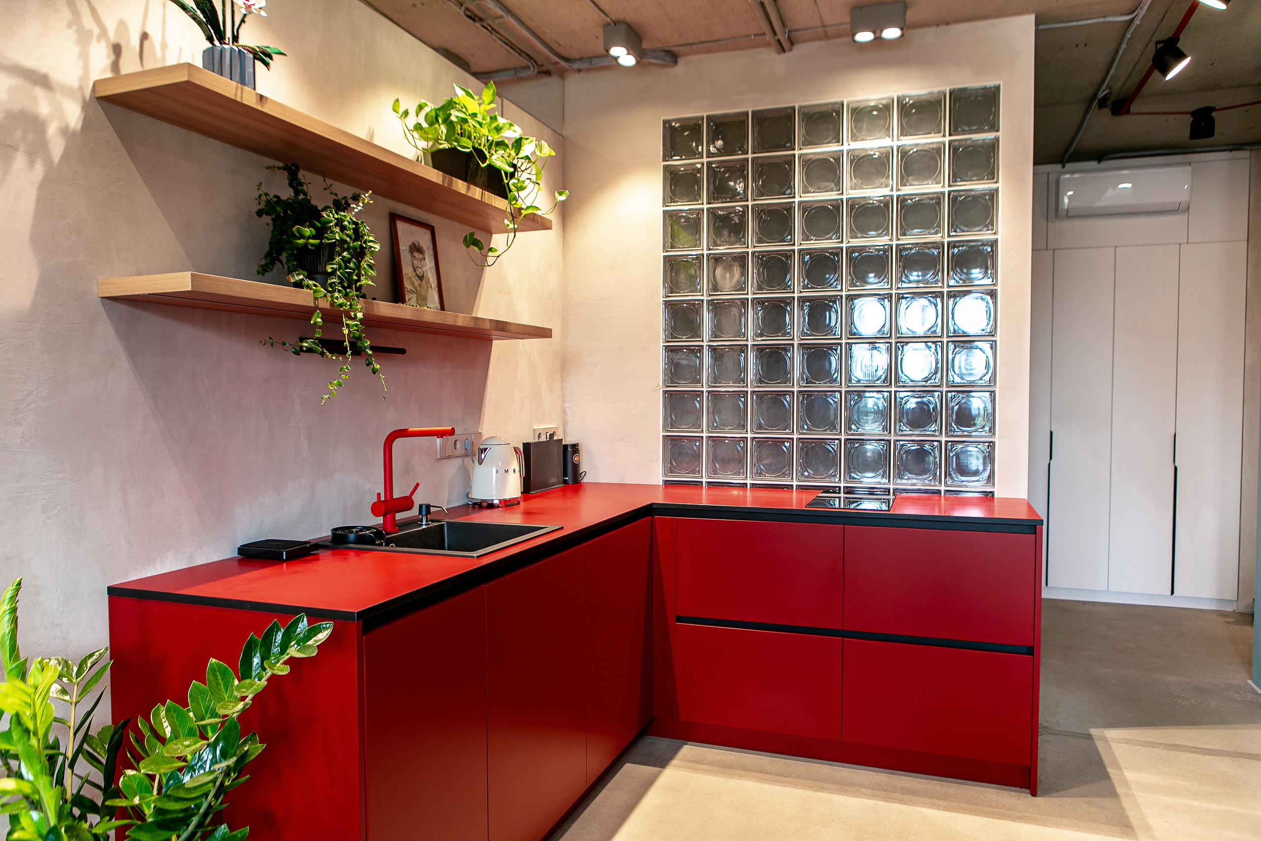 Интерьер ЖК Ирнест. Контент фотограф, съемка для маркетплейсов, фуд съемка и репортажи в Новосибирске Ралия Галеева