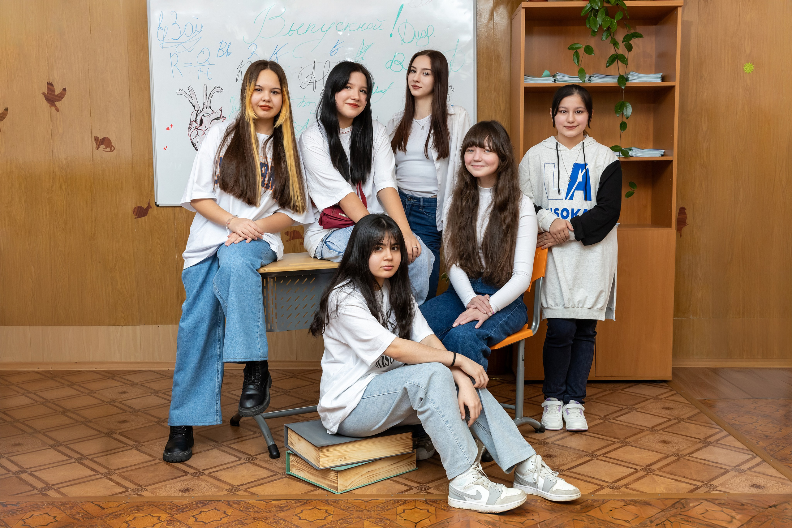 Примеры фото СТАРШИЕ КЛАССЫ. Фотограф Радужный ХМАО, Школьный фотограф, семейный фотограф, выпускной альбом