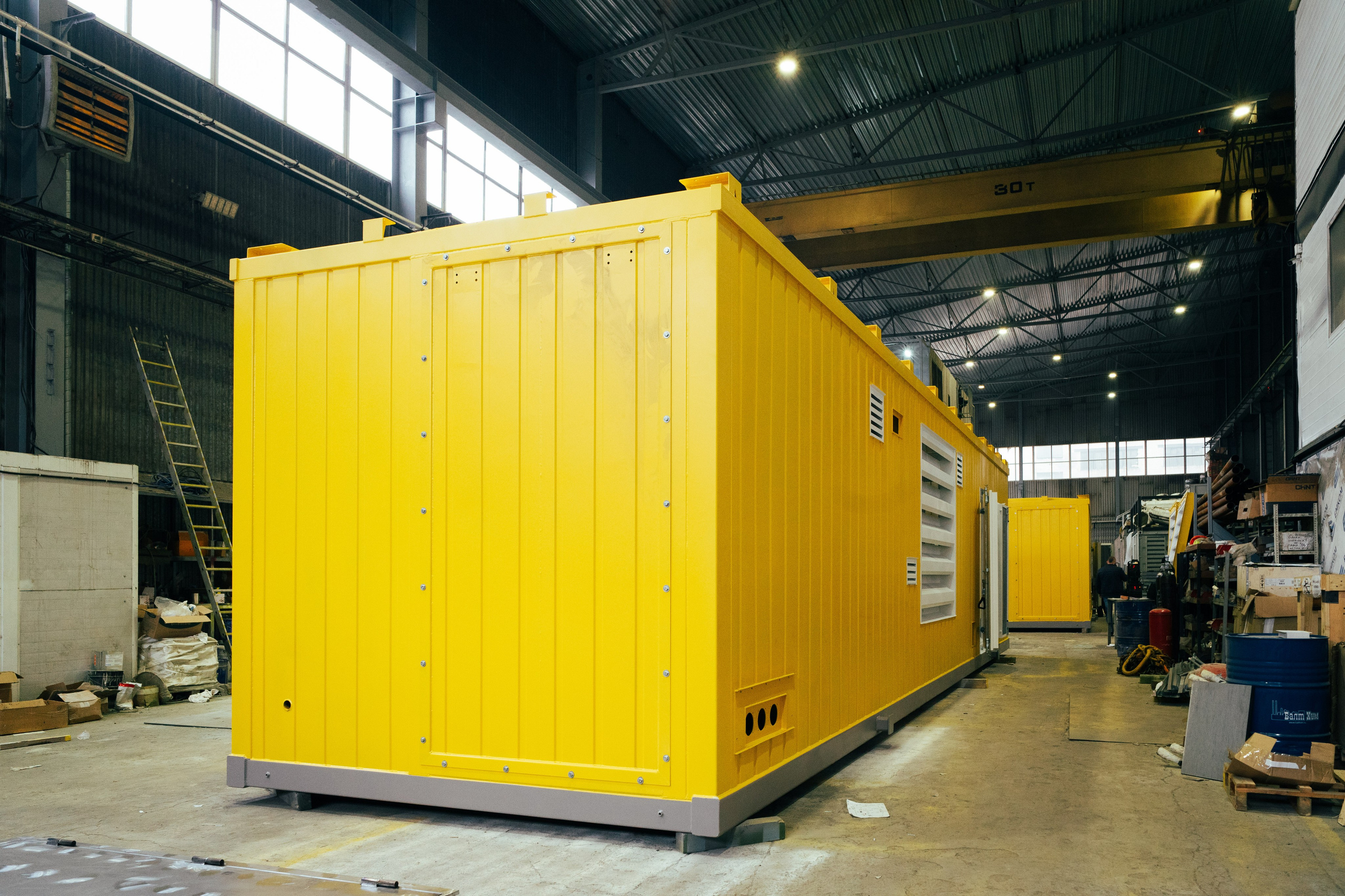 Рабочие цеха компании ПВК. Коммерческий Фотограф Виктор Фоменых