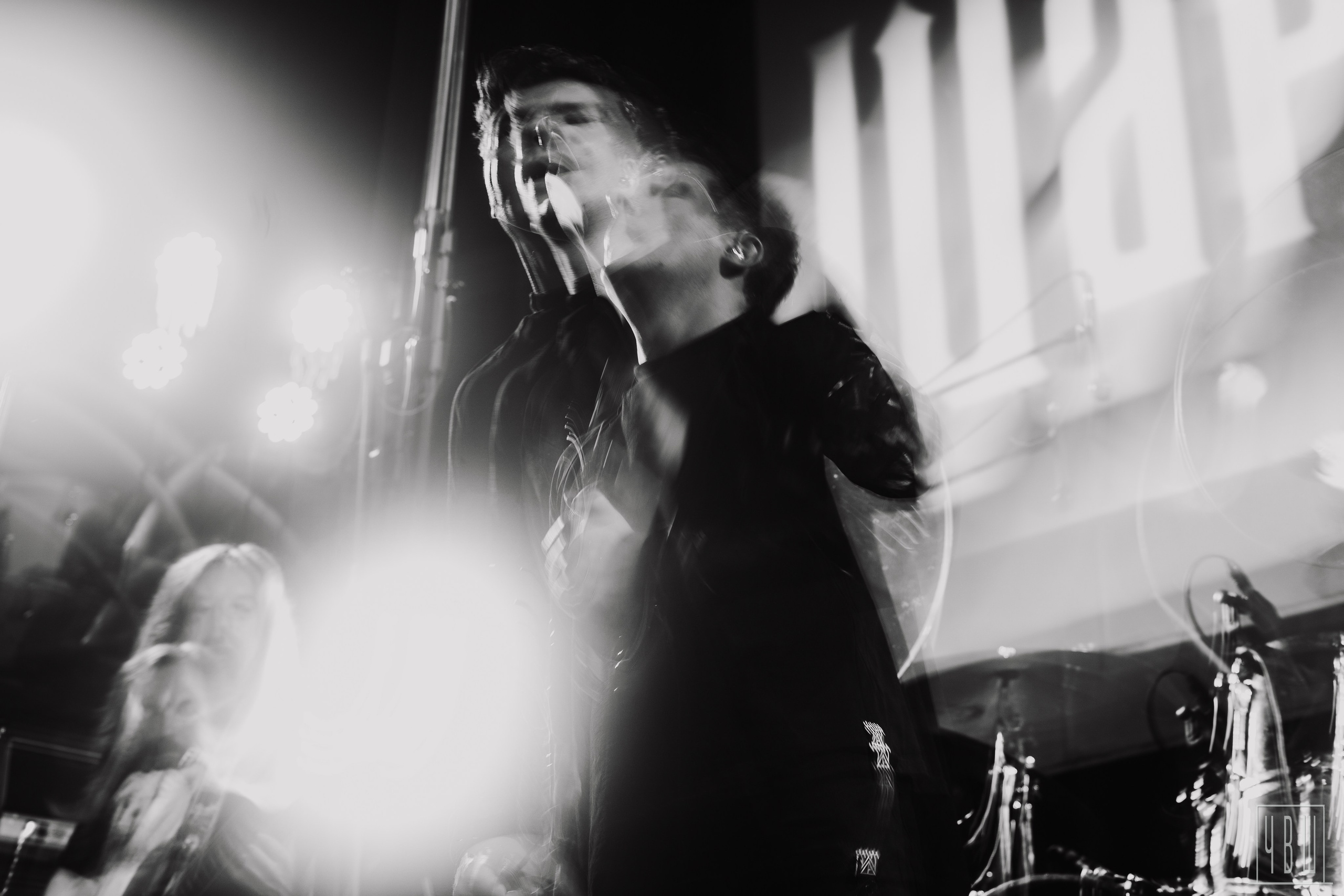 ШардаМ, 04.11.2025, Ласточка. Человек в Шляпе