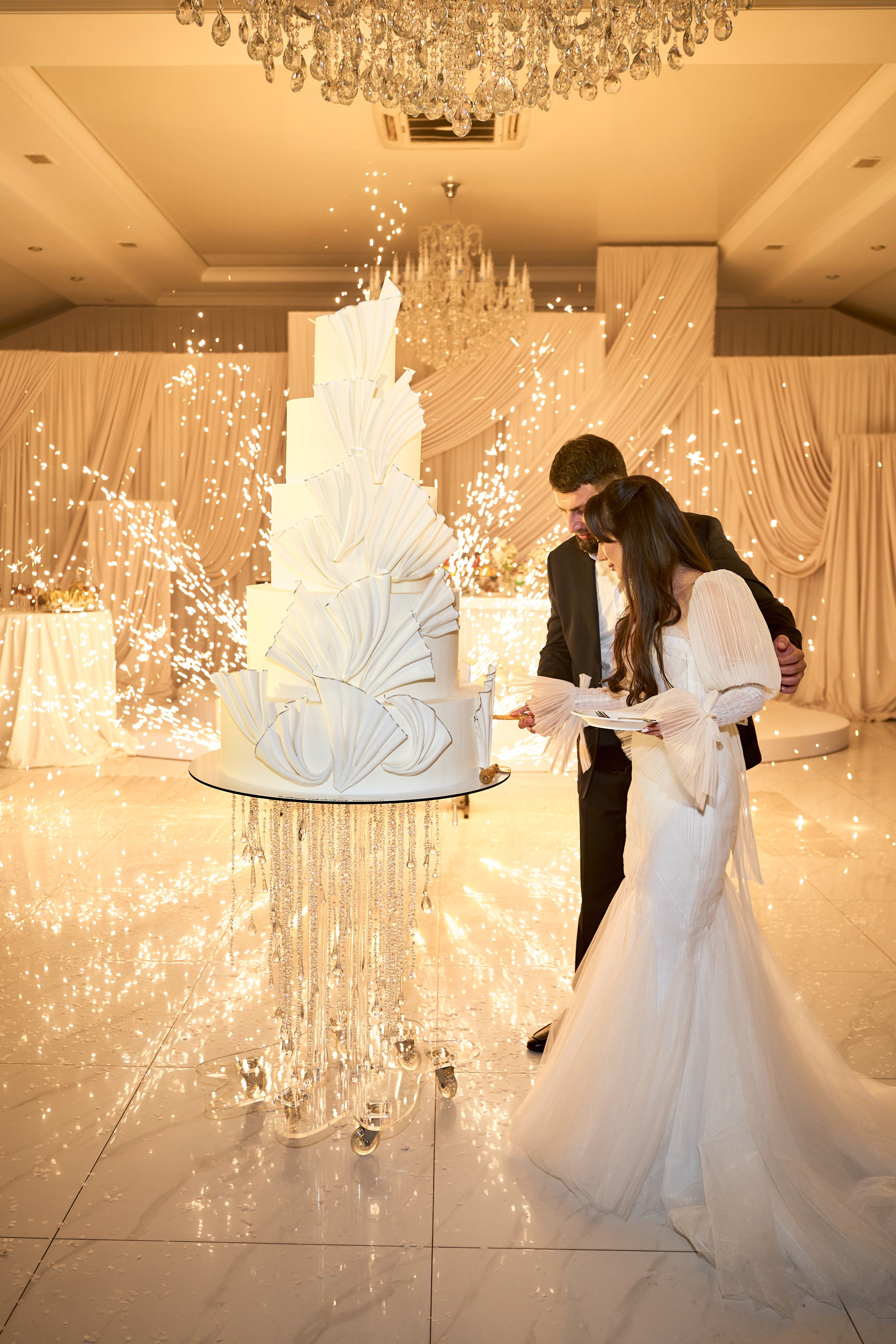 Сватовство в Краснодаре от лучших фотографов и операторов TWINS STUDIO. ТВИНС СТУДИО — лучшие свадебные фотографы и видеографы в Краснодаре