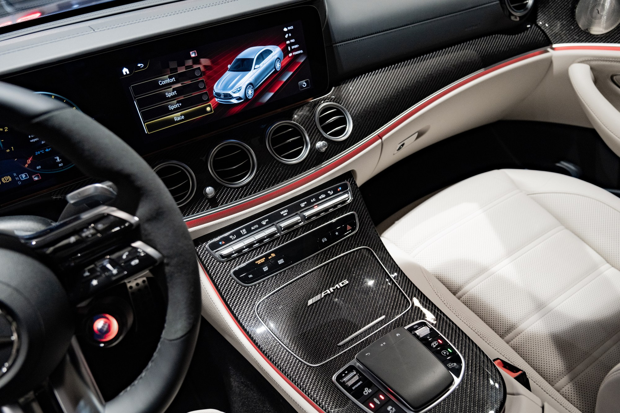 Рекламная съемка автомобилей. Автоспортивный бренд фотограф в Москве — Виктория Логинова