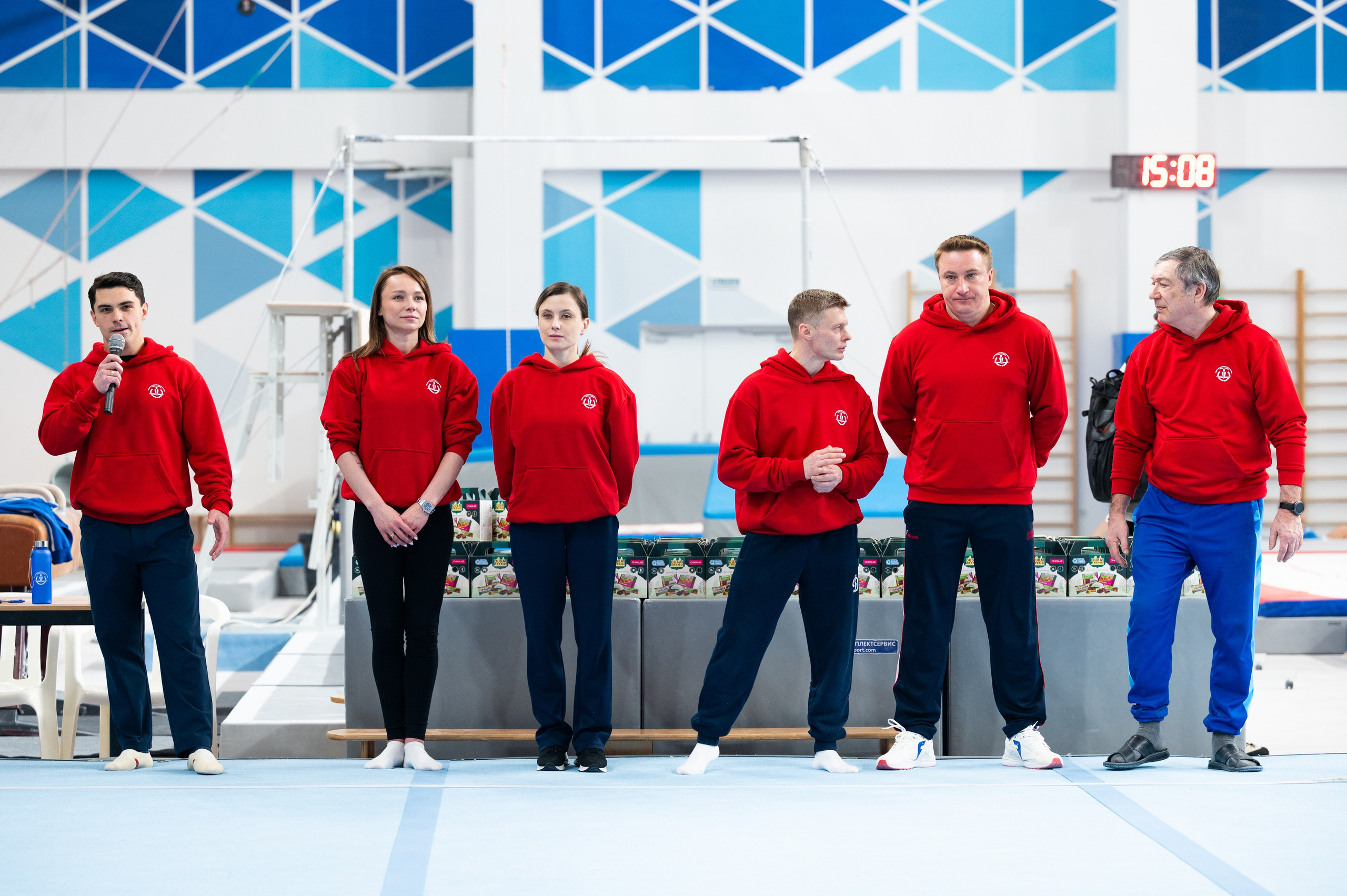 Открытый спортивно-тренировочный урок от Олимпийских Чемпионов «Покажи Класс» 2026. Фотограф спортивных событий в Москве Наталия Дёмина