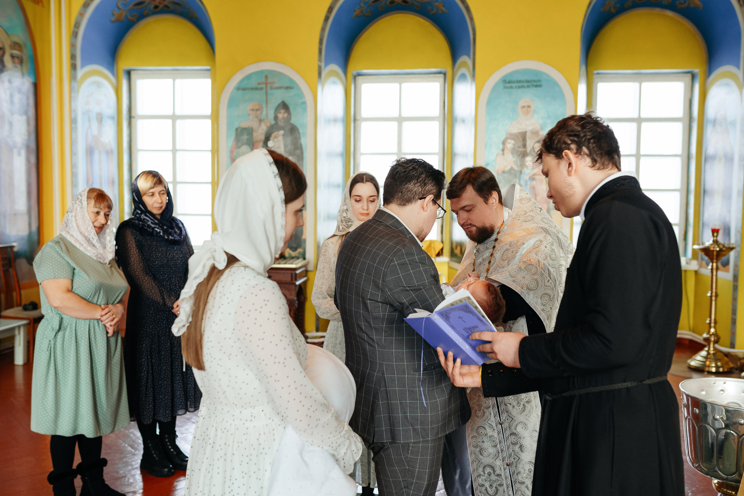 Фотосъемка крещения. Фотограф Ким Наталья в Красноярске