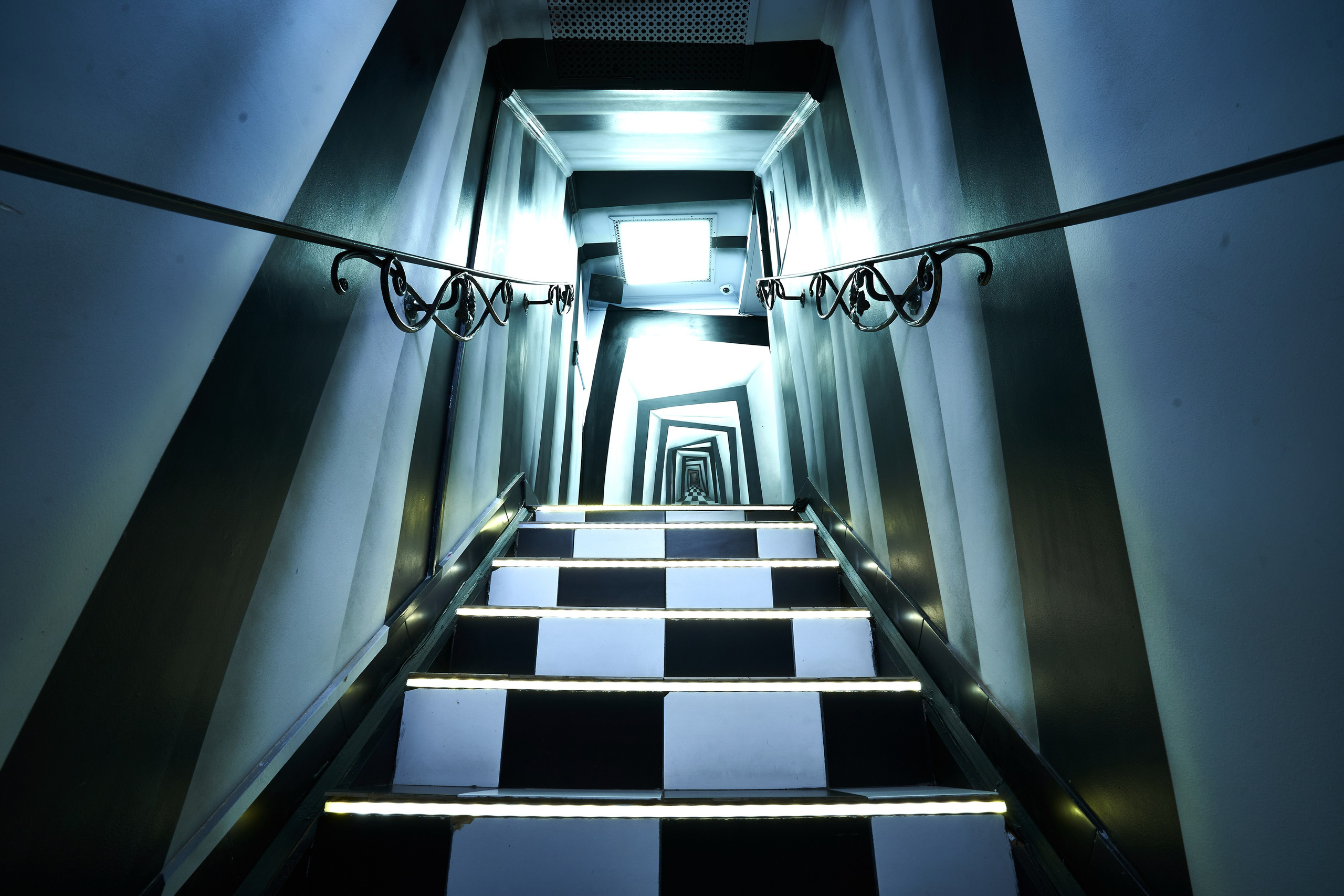 Голубая Гусеница. Murad Kamazov