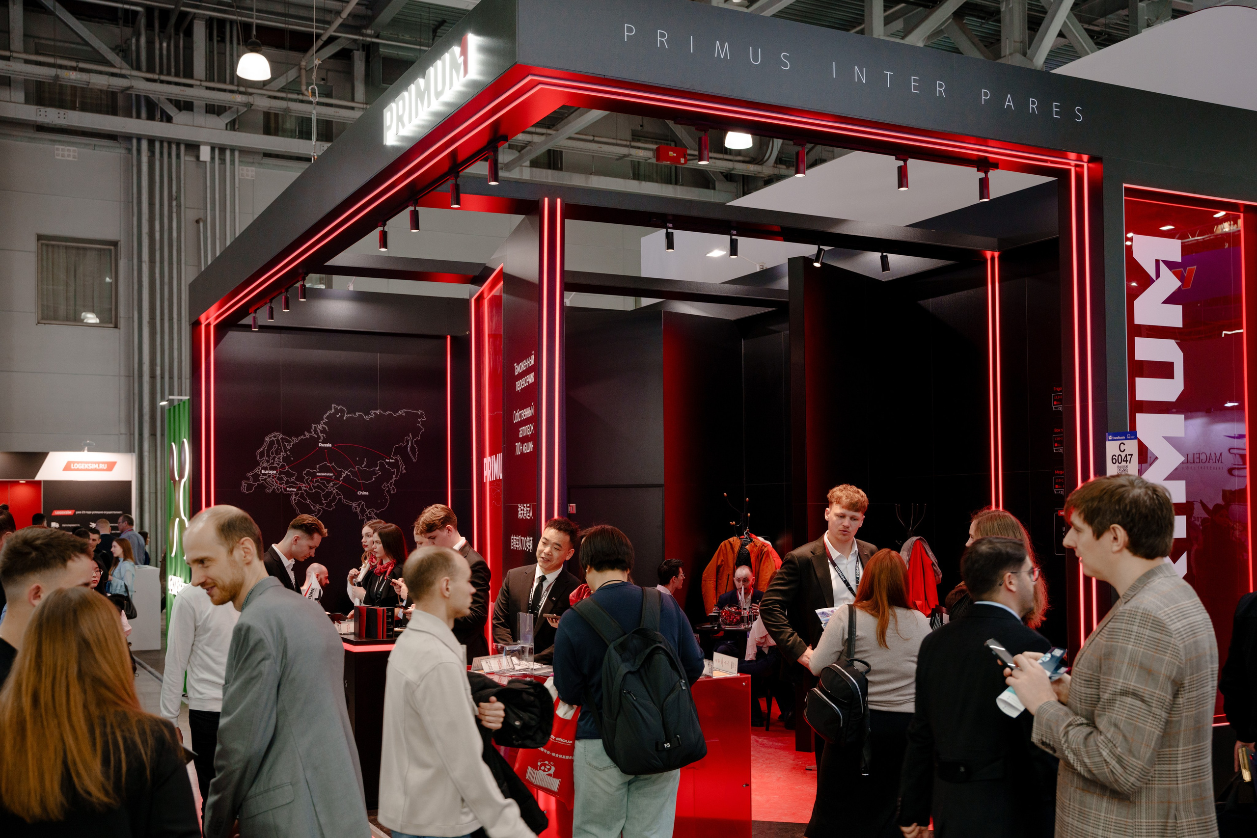 Репортажный фотограф на экспо Крокус. Репортажный фотограф Москва Сергей Дружинин