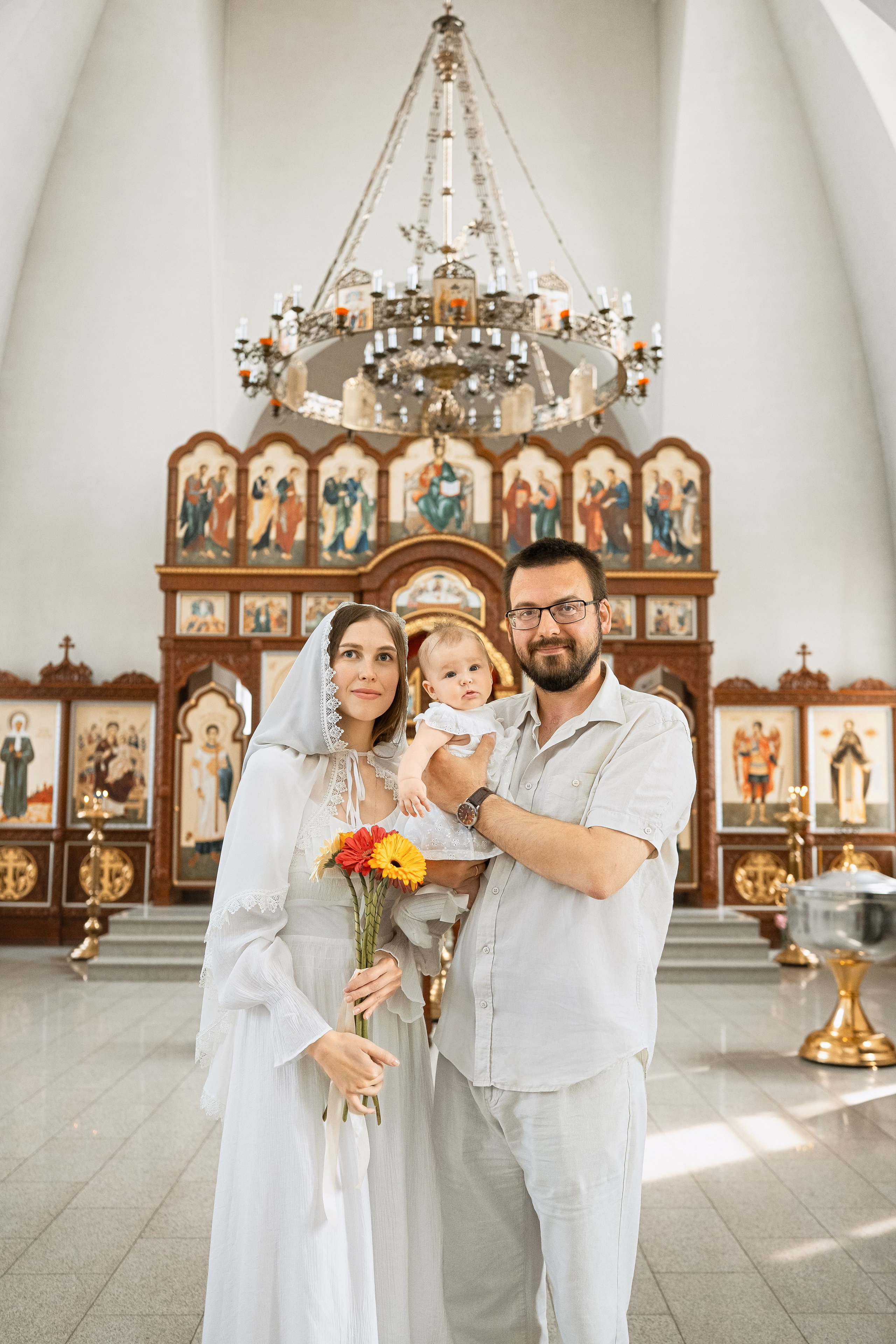Крещение в храме Архангела Михаила. Церковный фотограф на Таинство Крещения и Венчания в Оренбурге и Оренбургской области Екатерина Белкина