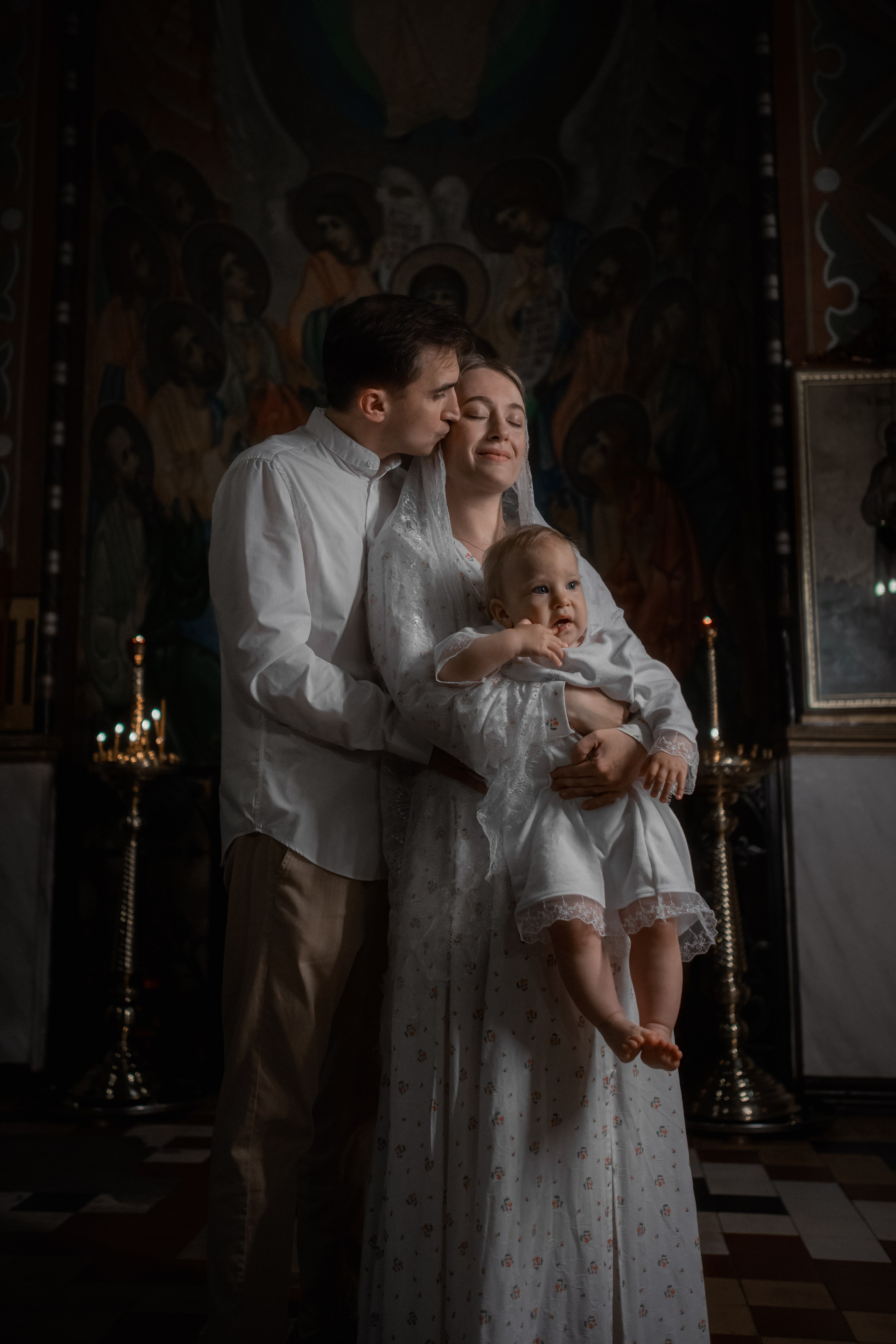 Крещение в соборе Петра и Павла в Петергофе. Фотограф на крещение и венчание, семейный фотограф в Санкт-Петербурге
