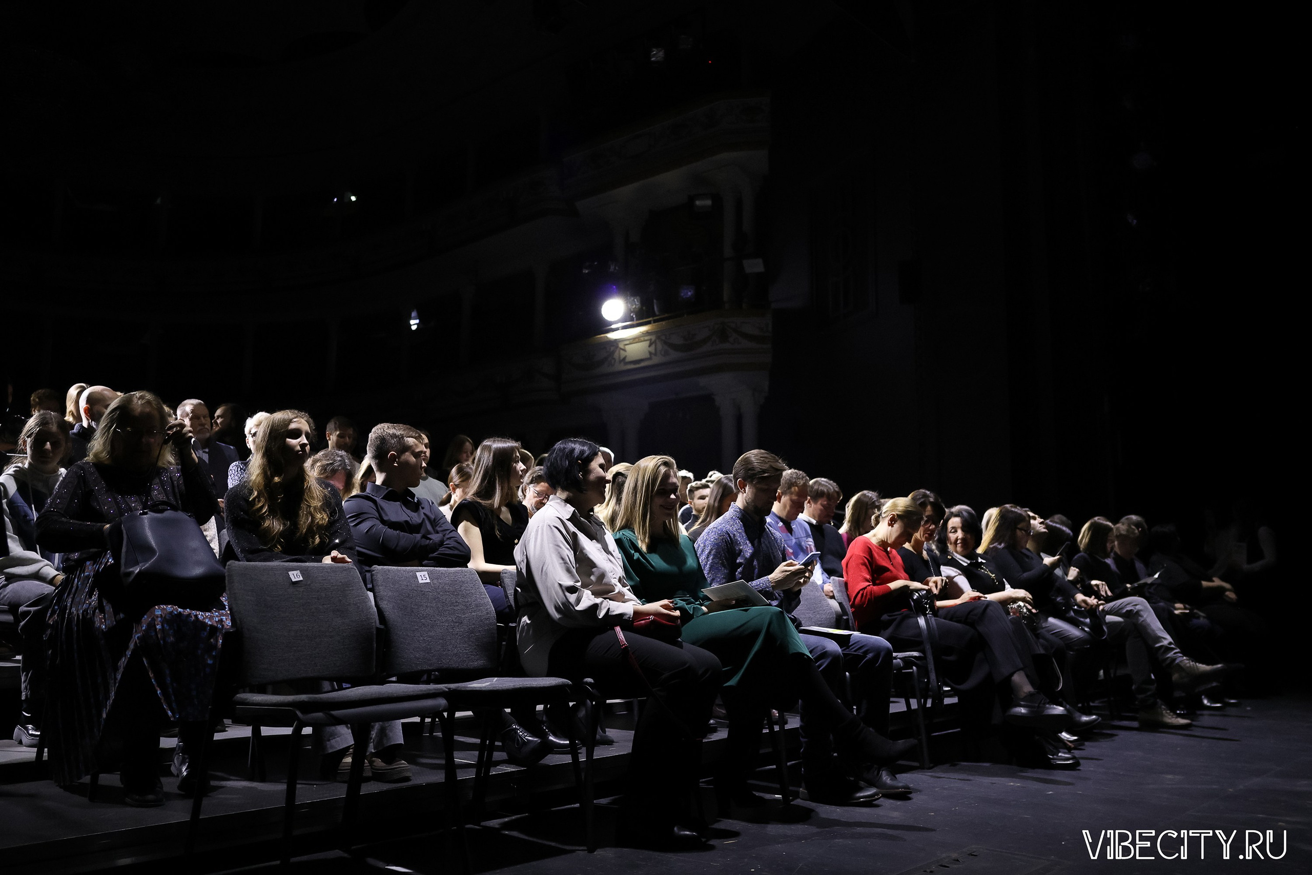 Калининградский Драматический Театр. VIBECITY.RU Вайб Сити Ру Фоторепортажи Фотоотчеты Калининград