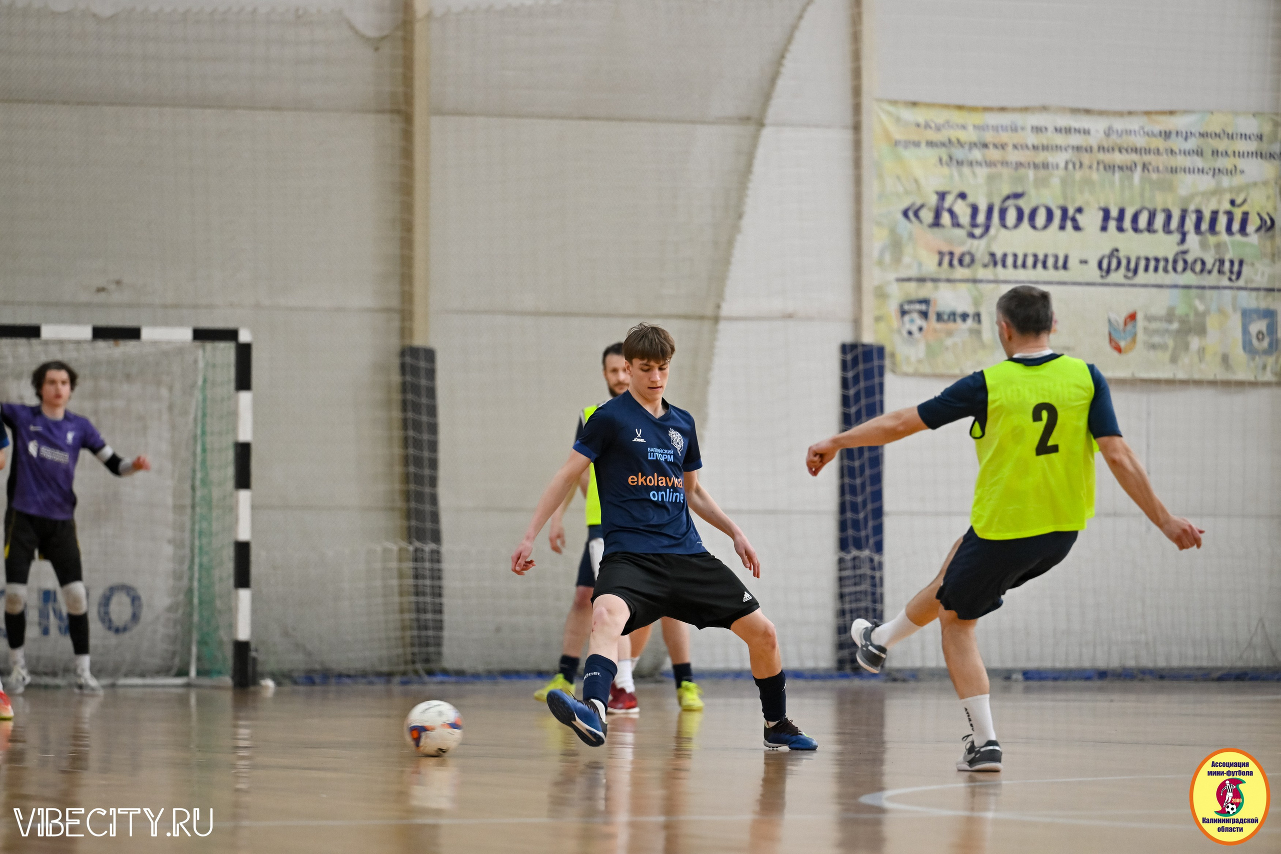 8 тур Корпоративной Бизнес-Лиги по футзалу. VIBECITY.RU Вайб Сити Ру Фоторепортажи Фотоотчеты Калининград