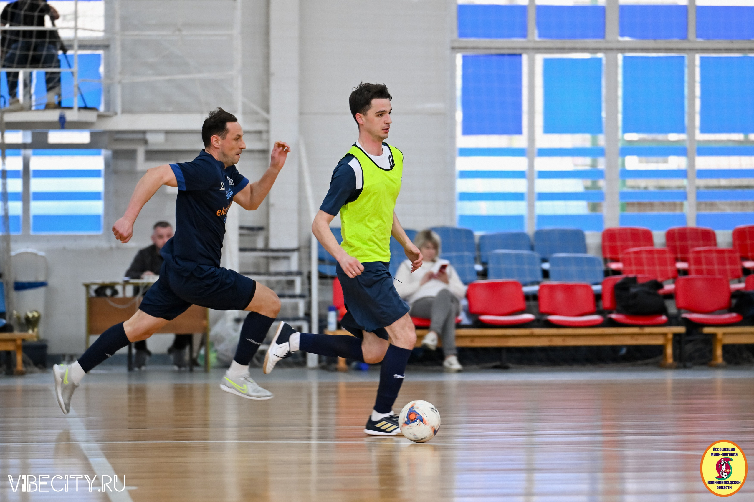 8 тур Корпоративной Бизнес-Лиги по футзалу. VIBECITY.RU Вайб Сити Ру Фоторепортажи Фотоотчеты Калининград