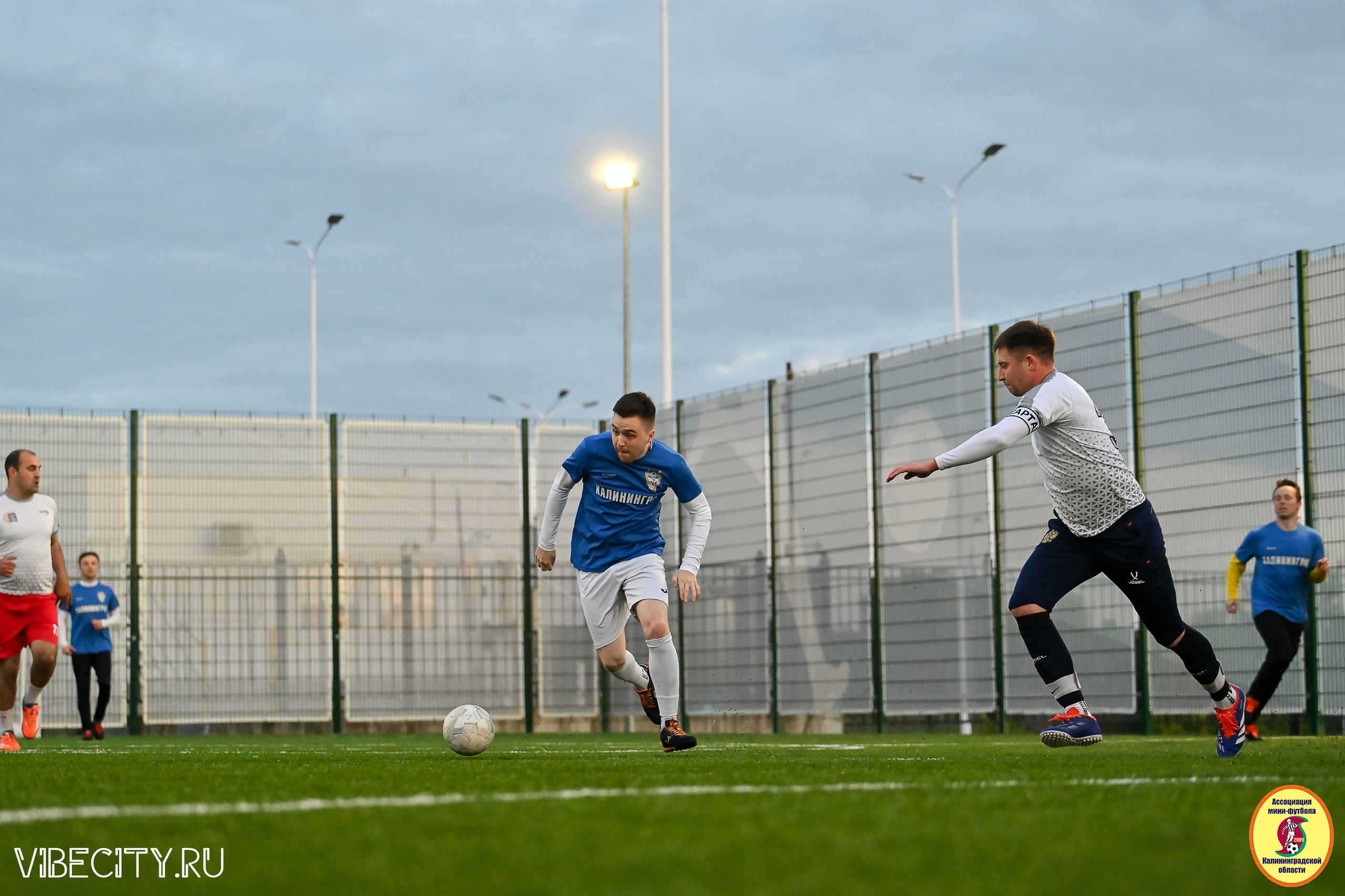 ИГРЫ МИНИ-ФУТБОЛЬНОЙ И КОРПОРАТИВНОЙ ЛИГИ. VIBECITY.RU Вайб Сити Ру Фоторепортажи Фотоотчеты Калининград