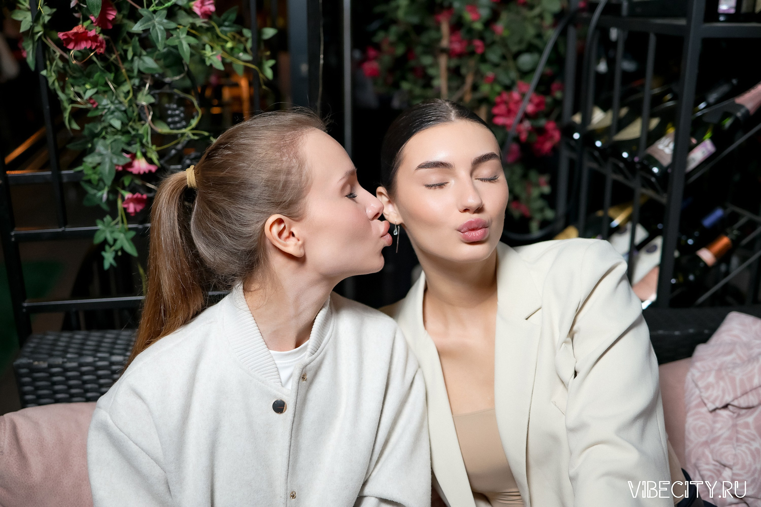 DOUBLE U. VIBECITY.RU Вайб Сити Ру Фоторепортажи Фотоотчеты Калининград