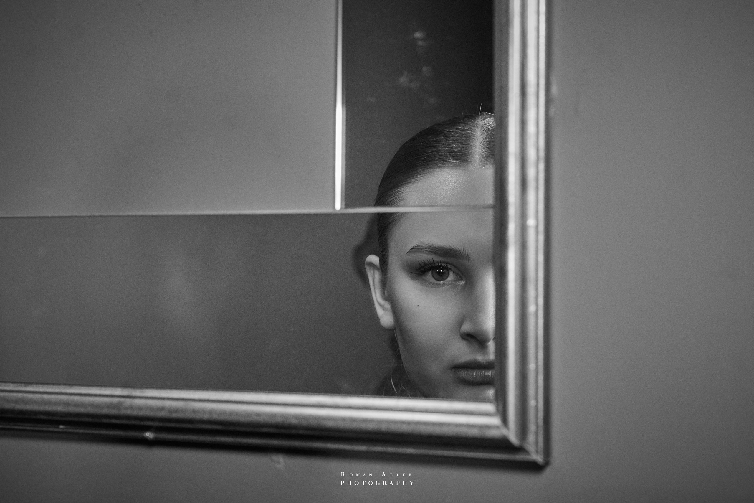 Fashion-проект DESIGNER. Фотограф Роман Адлер