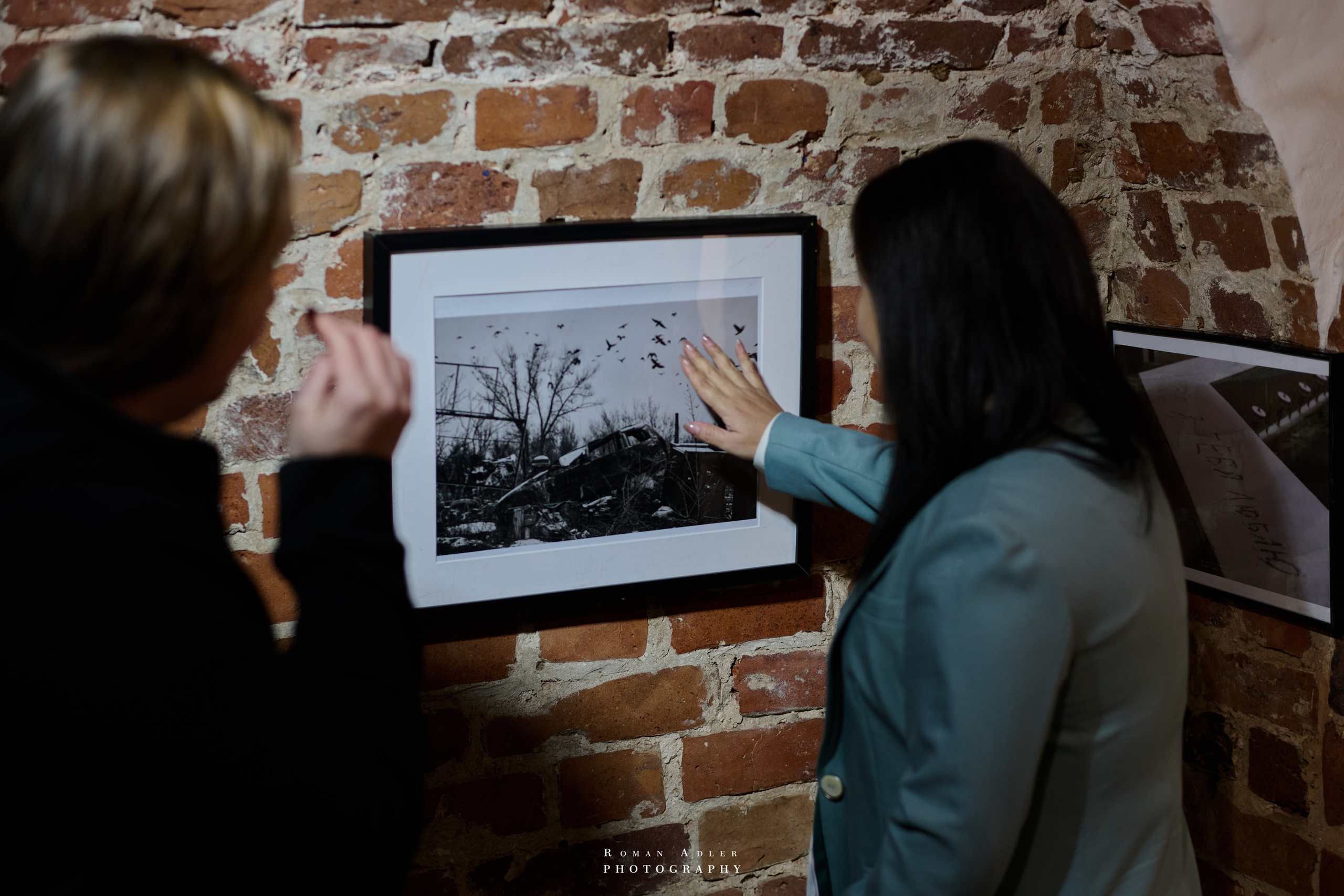 Художественный проект выставка «Глазами ГЕРОЕВ». Фотограф Роман Адлер