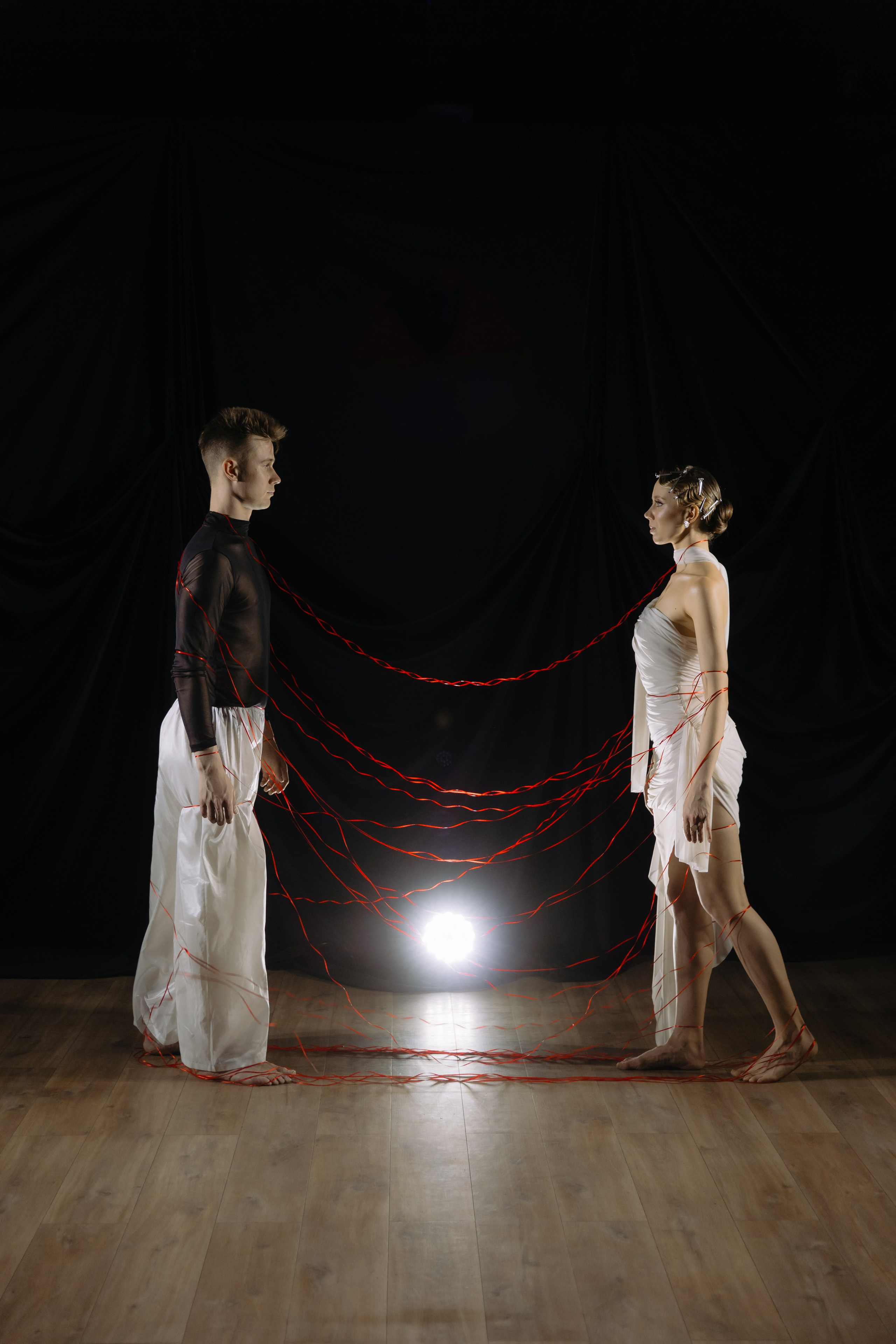 Ленты — судьбы, связавшие нашу жизнь воедино ♥. Свадебный и портретный фотограф в Москве и Санкт-Петербурге