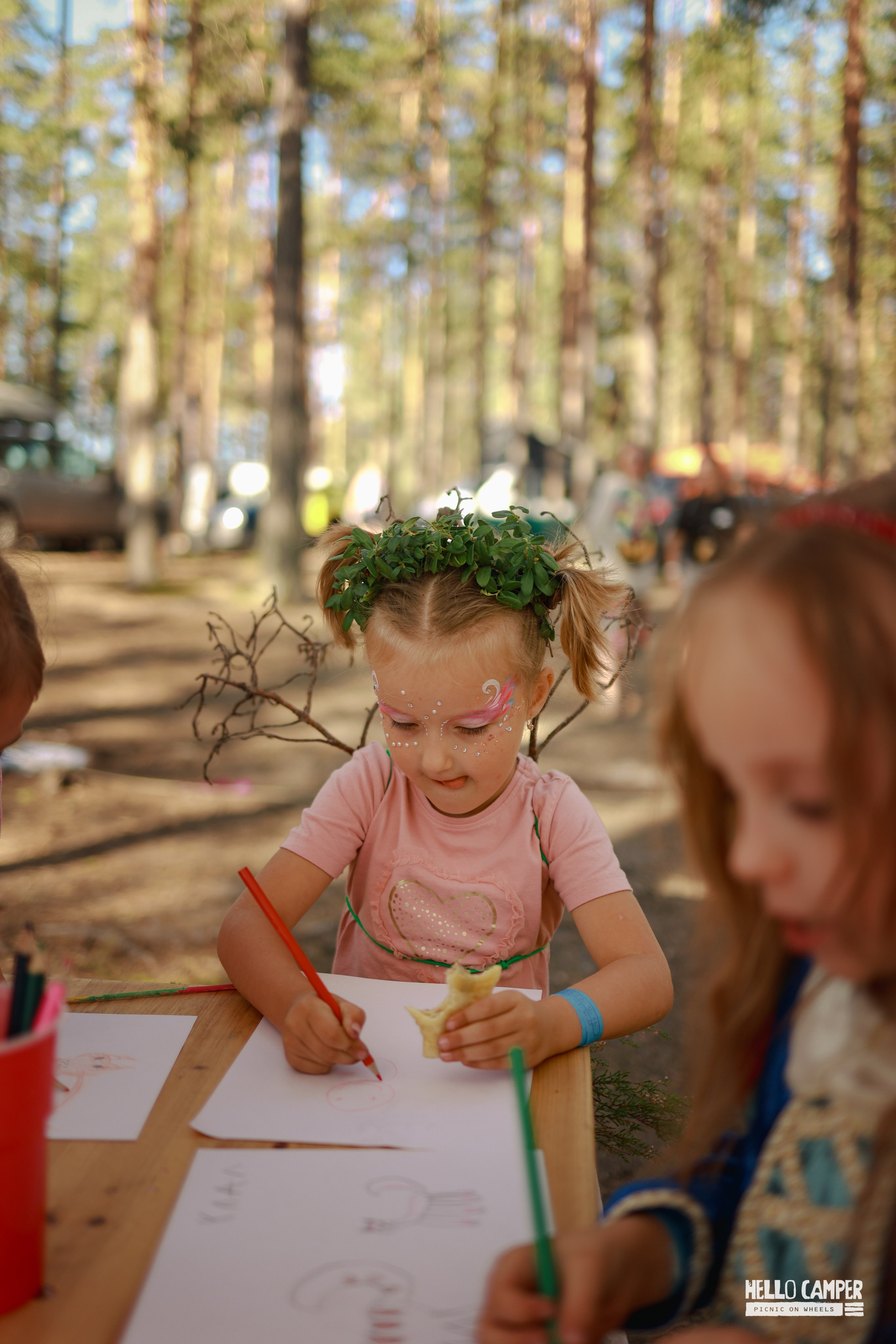 Фестиваль Hello Camper закрытие 2024. Репортажный и портретный фотограф в Санктпетербурге. Видиосъемка мероприятий в Санкт-Петербурге