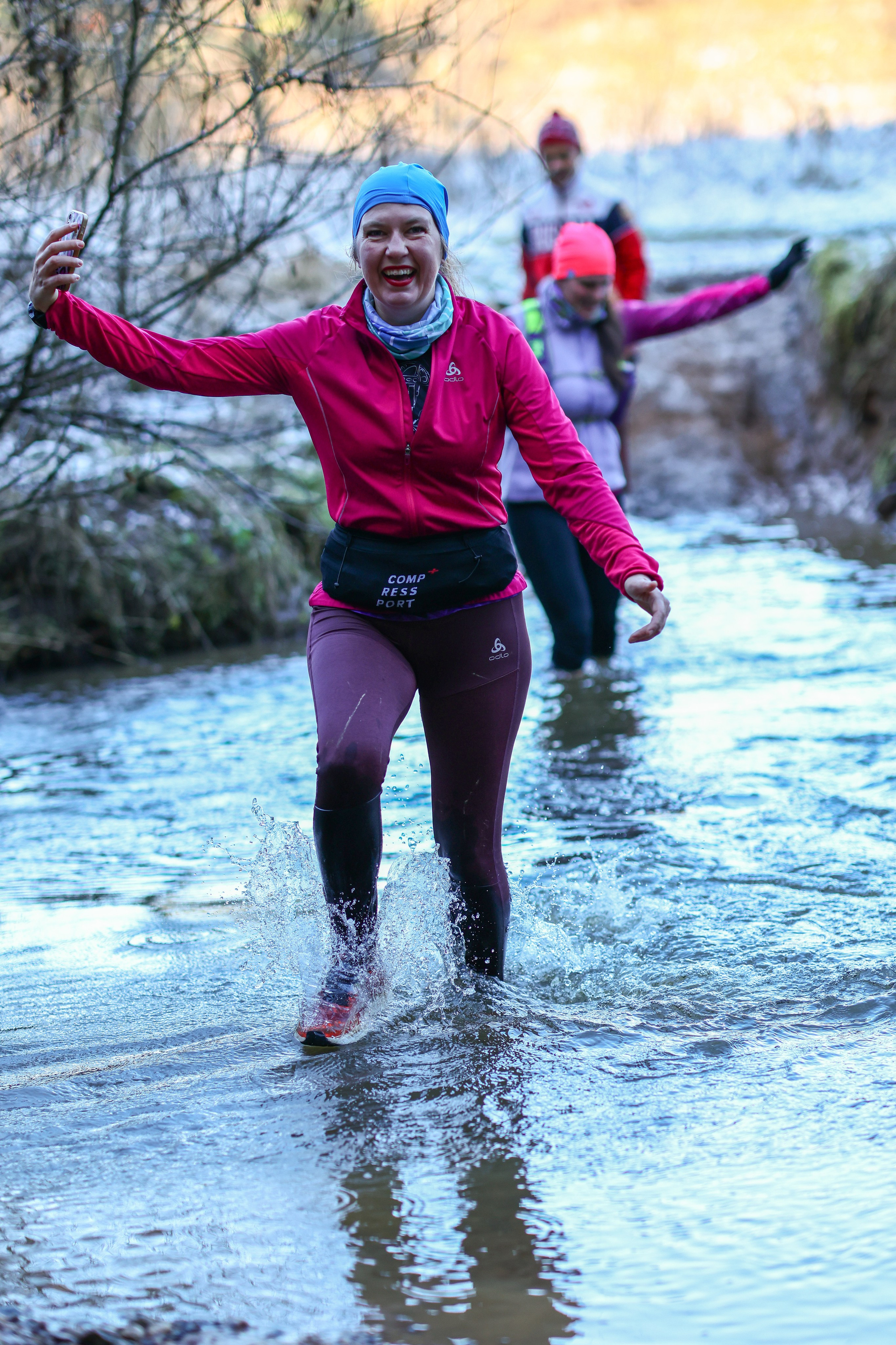 Два лепестка Химкинского марафона у дома, 23.11.25. Фотограф Сергей Ловкий