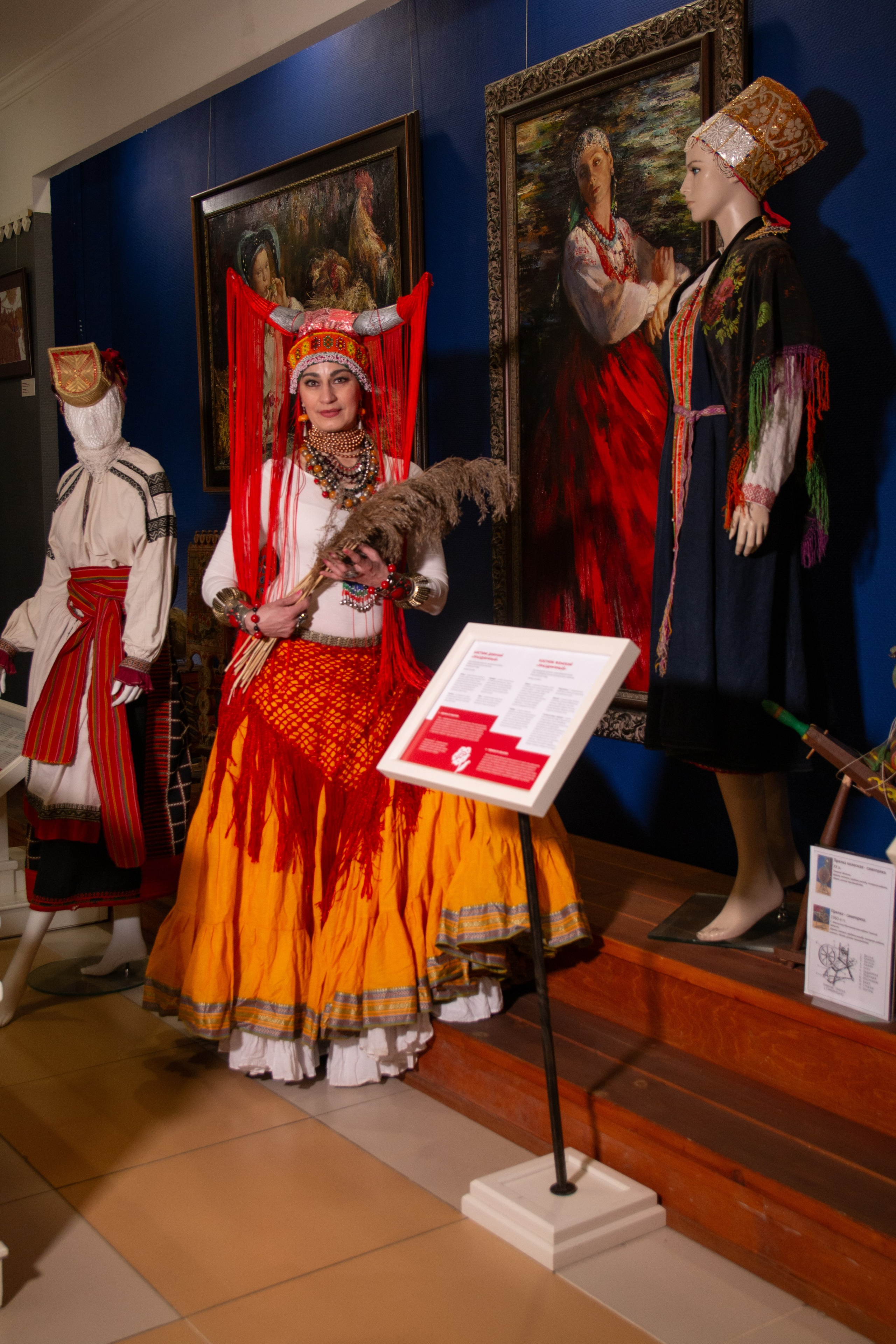 Танец в музее. Музей славянской мифологии. Модель Лана Чернявская. Ваш фотограф Северск | Томск