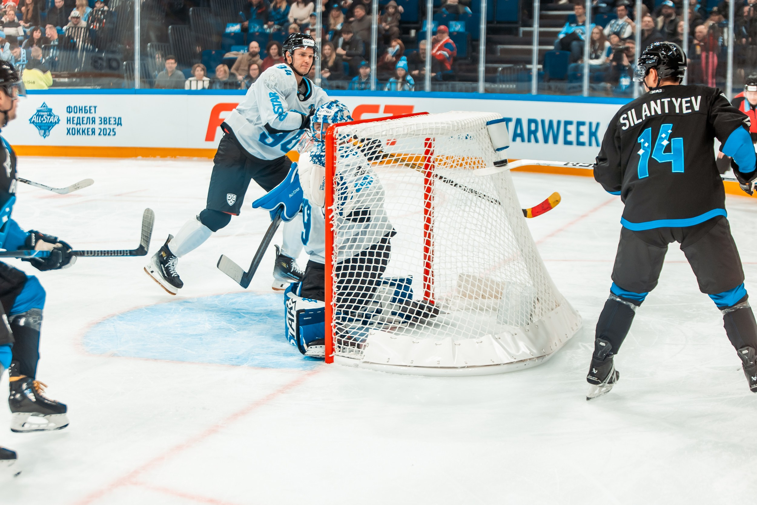 KHL All-Star 2025. Репортажный фотограф в Сочи Дмитрий Ветринский