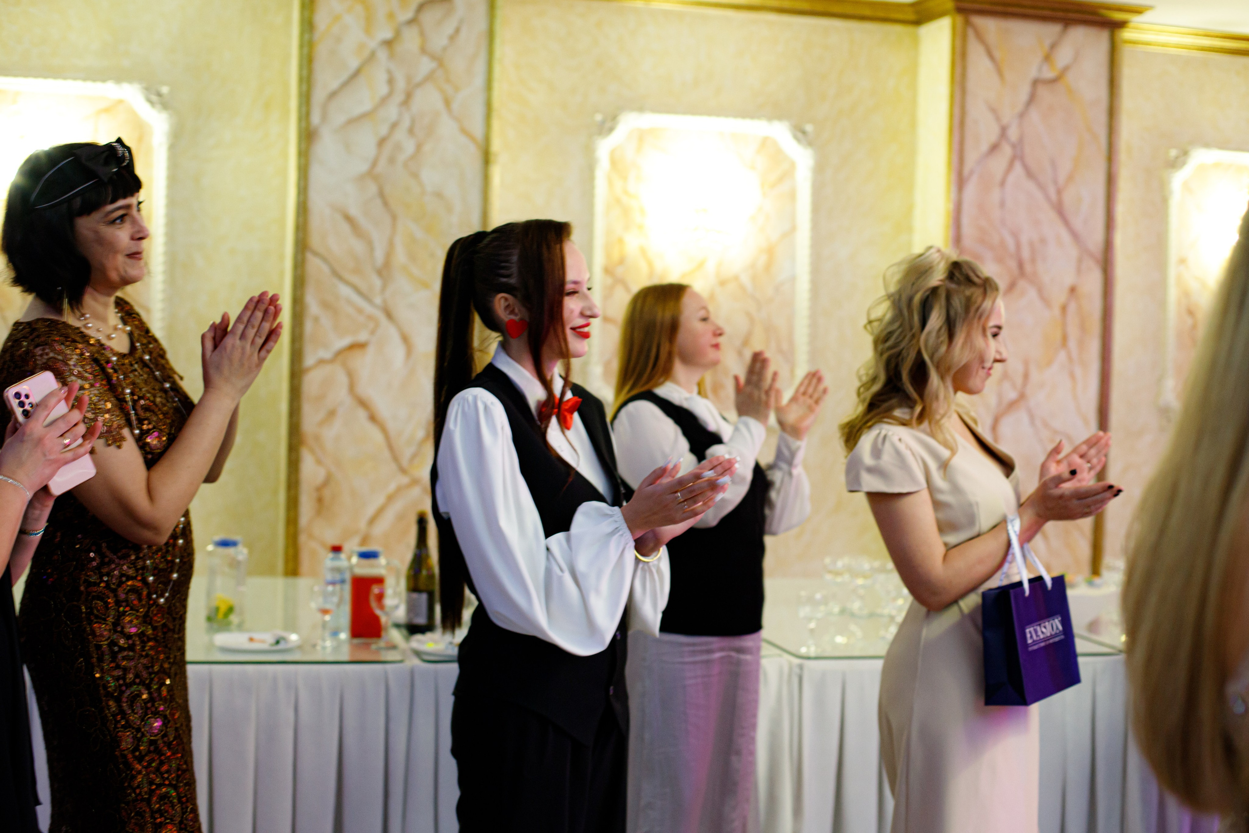 ELOSMED. Photokarish