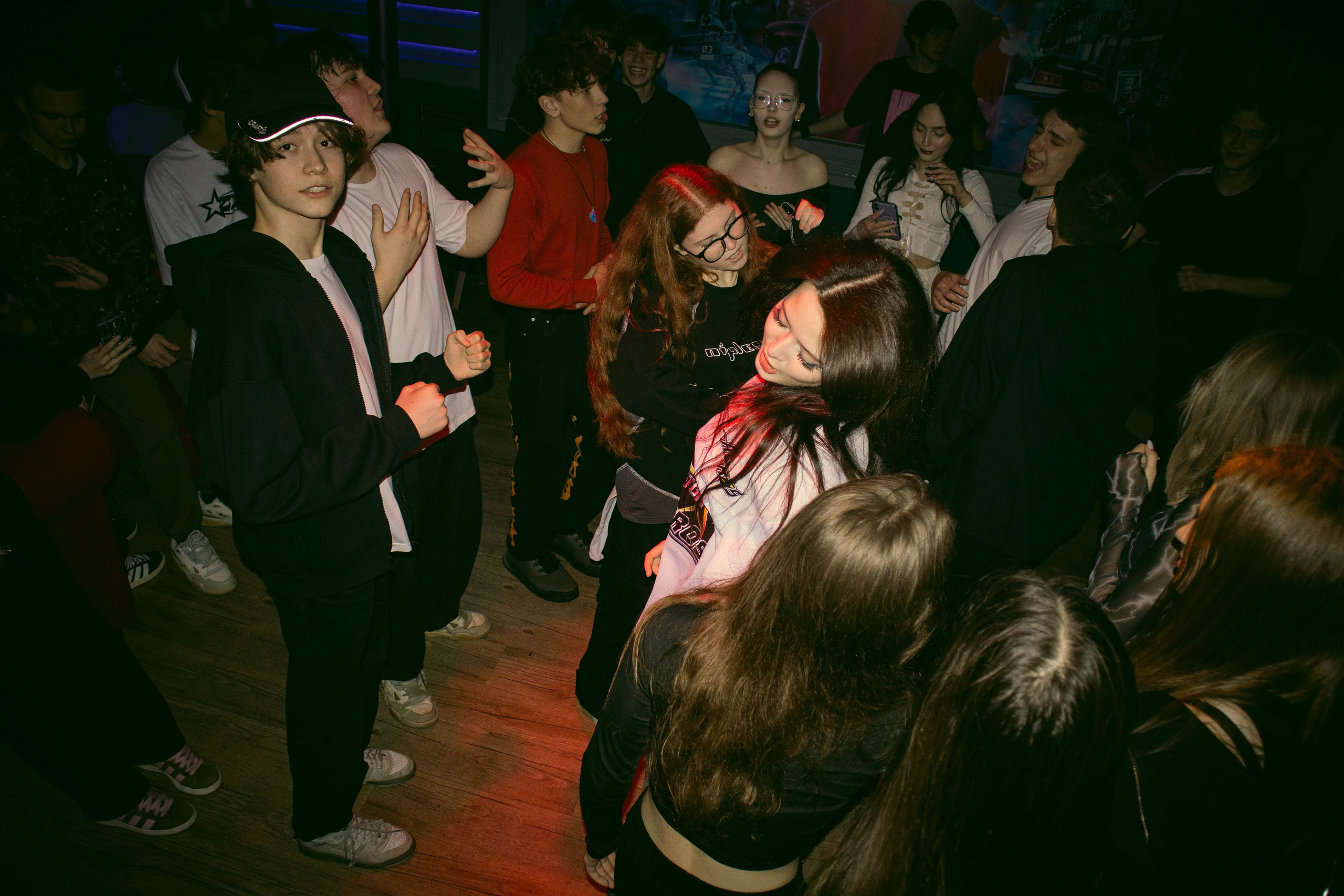 MOSHPIT. Фотограф и видеограф в Бугульме Аня Трутнева