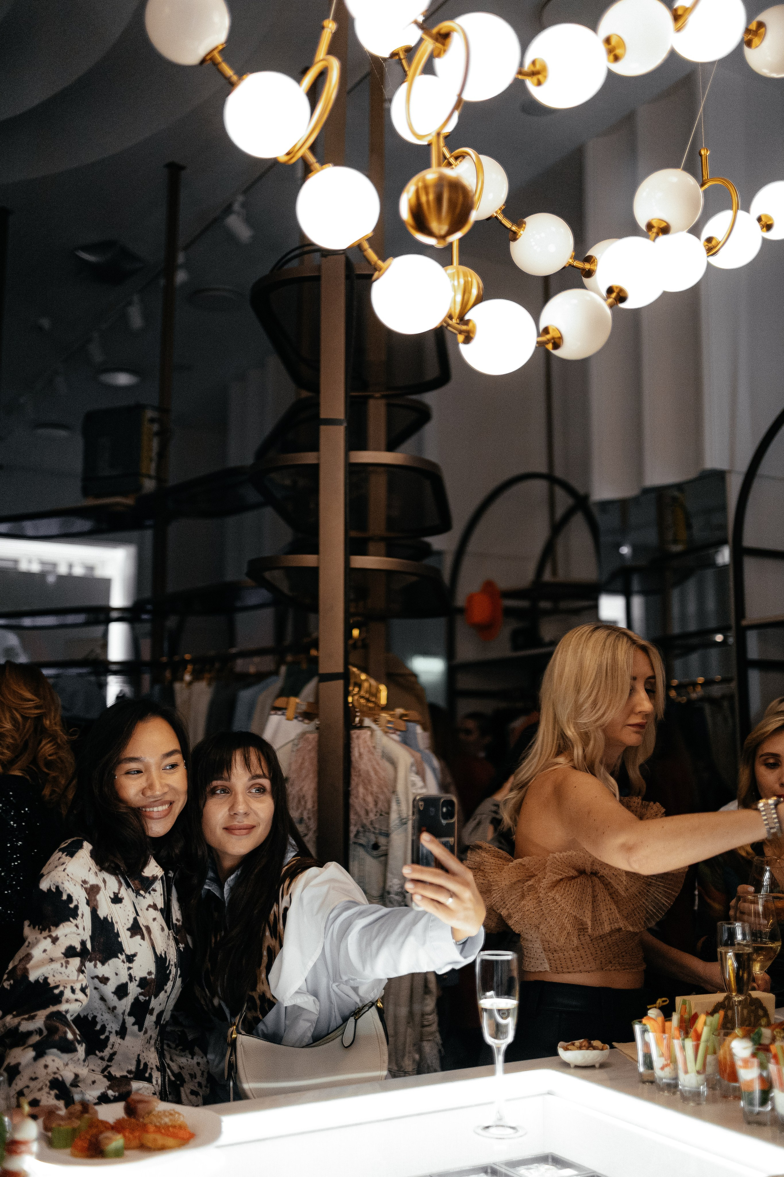 Бутик «Сезоны» ДР. Фотограф в Краснодаре Лагунов Владимир