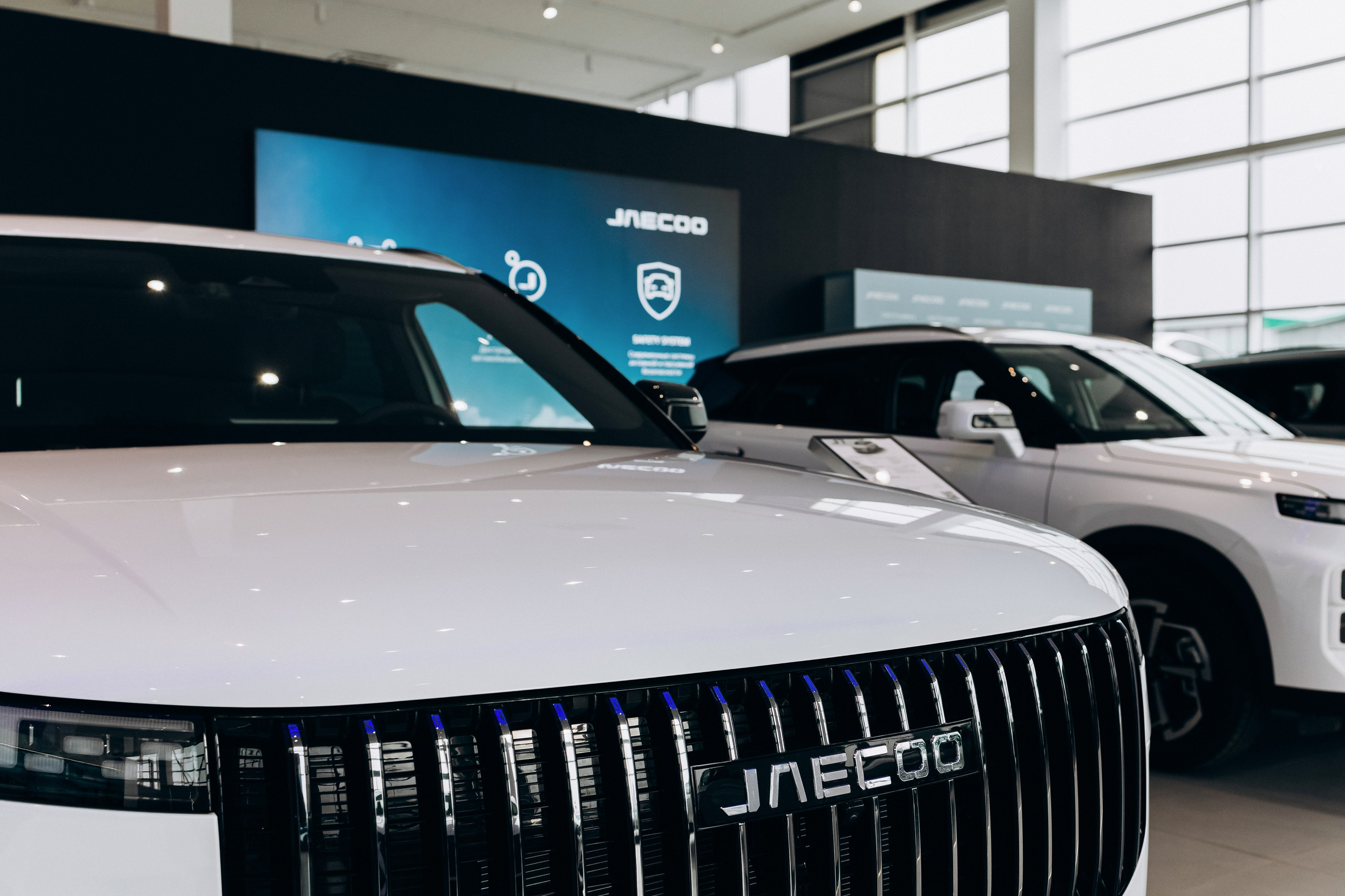 Автосалон OMODA \ Jaecoo \ Changan. Фотограф в Краснодаре Лагунов Владимир