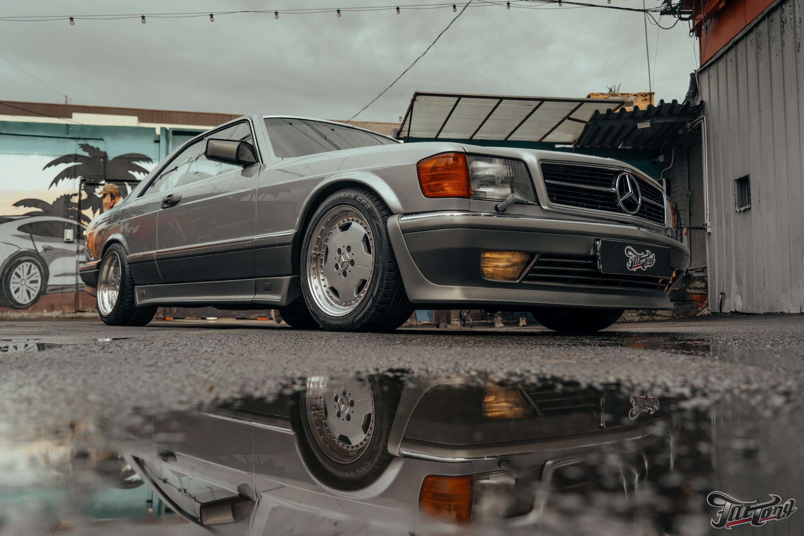 Mercedes SEC W126. DeLorein