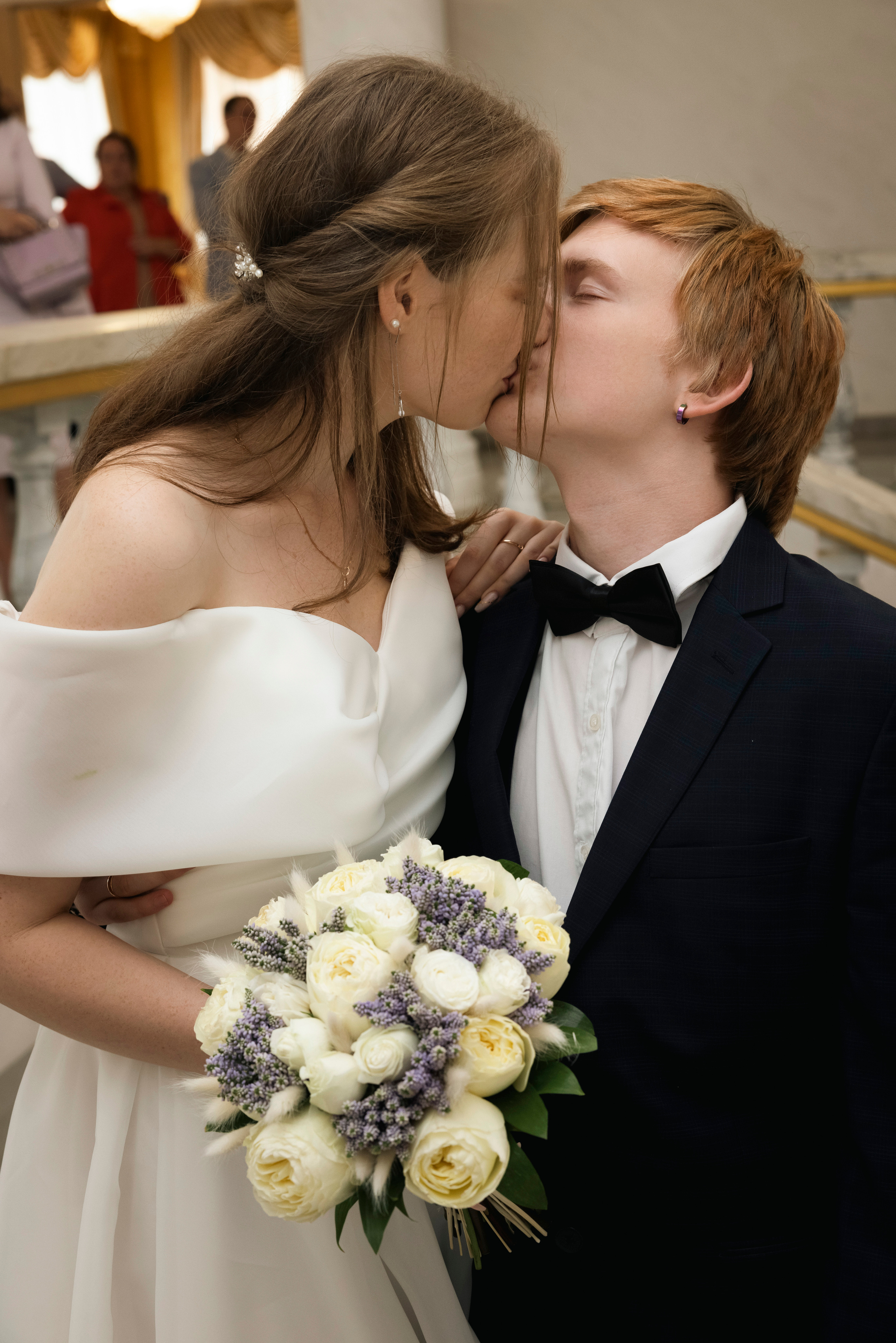 Молодожены в ЗАГСЕ 