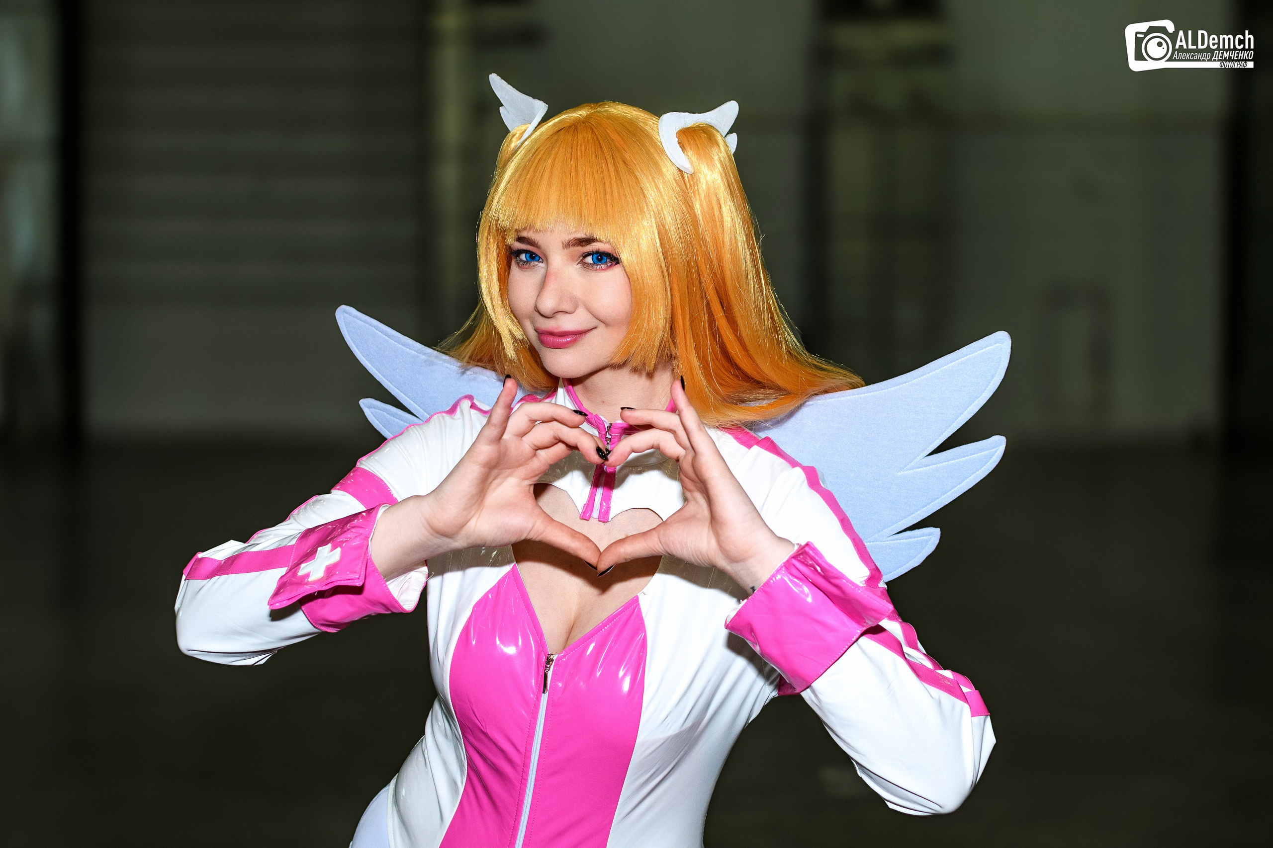 Аниме картинки персонажей и косплей фото в России Москве