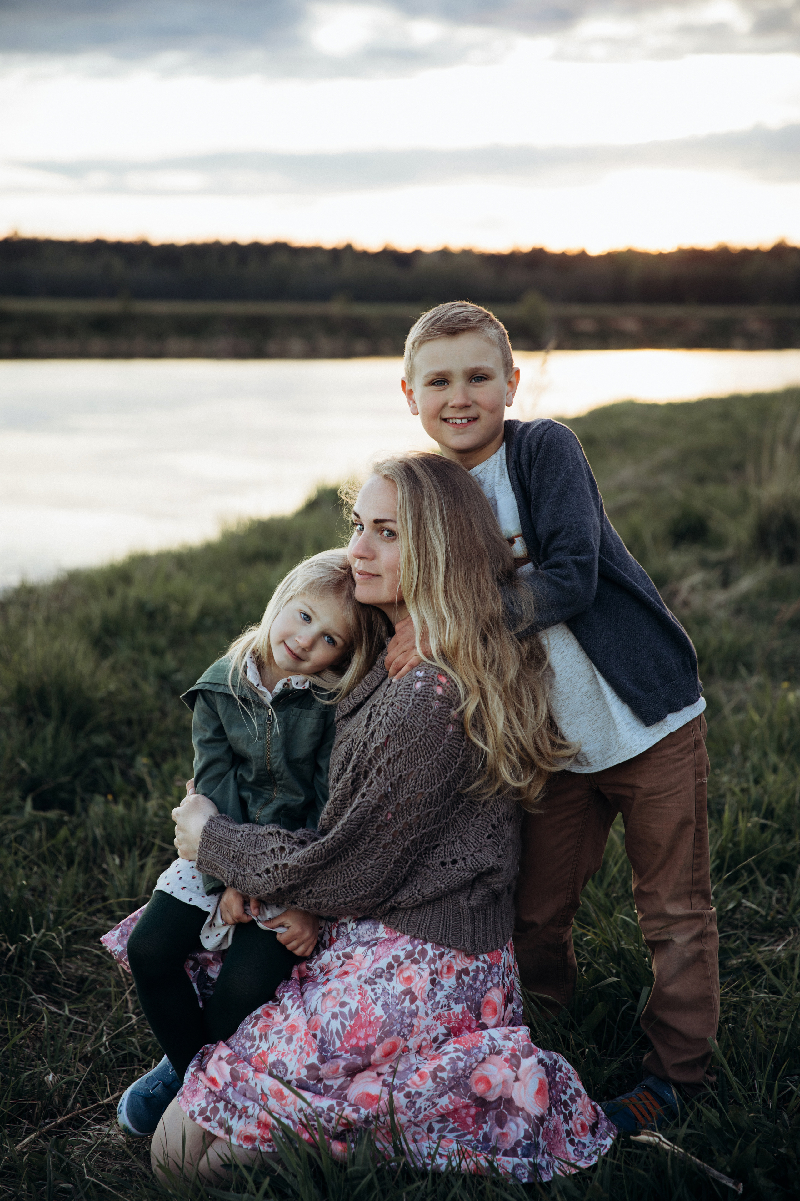 Матрунецкие. Семейная съёмка на природе. Фотограф Сергеева Анна