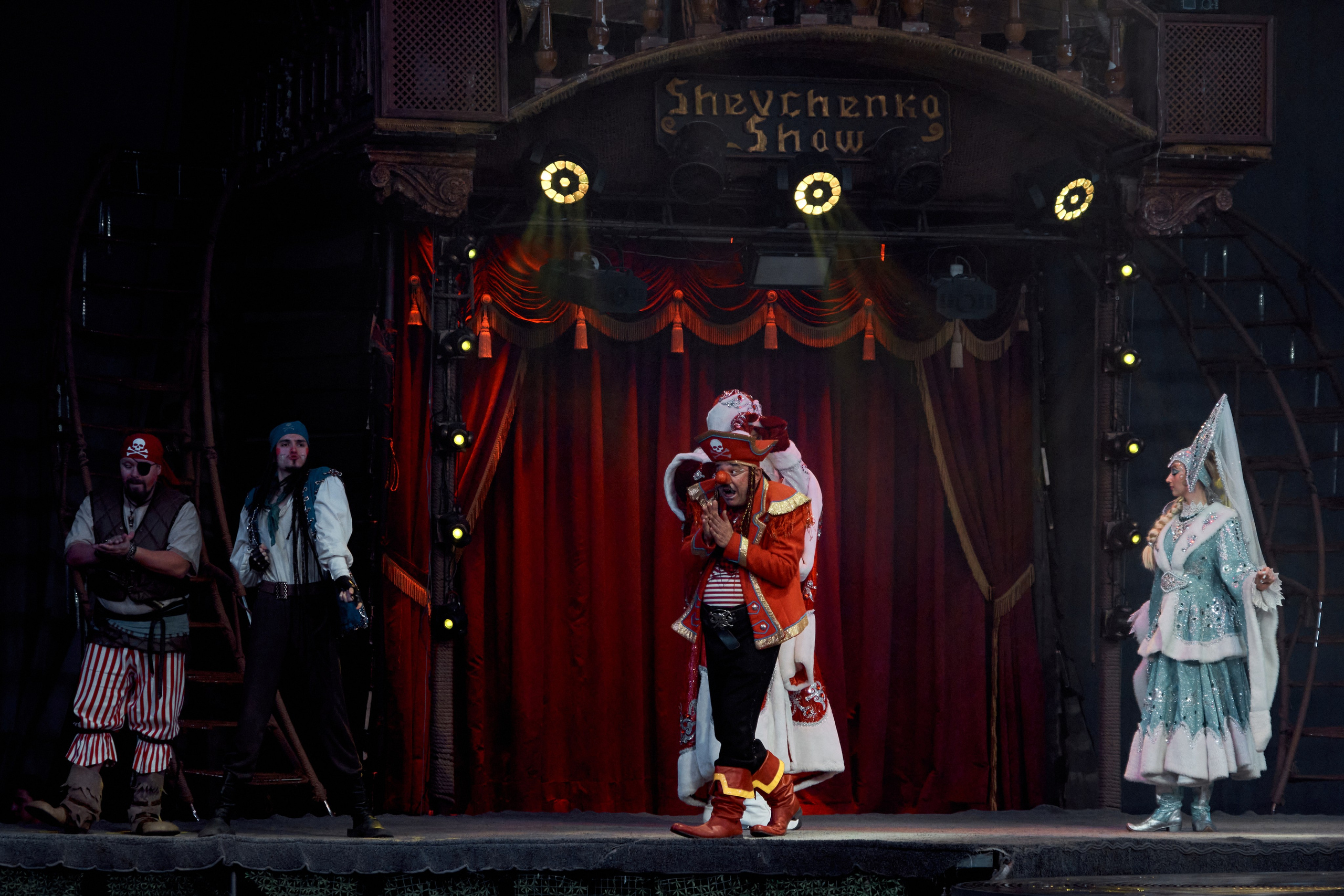 Цирк «На воде». Фотограф