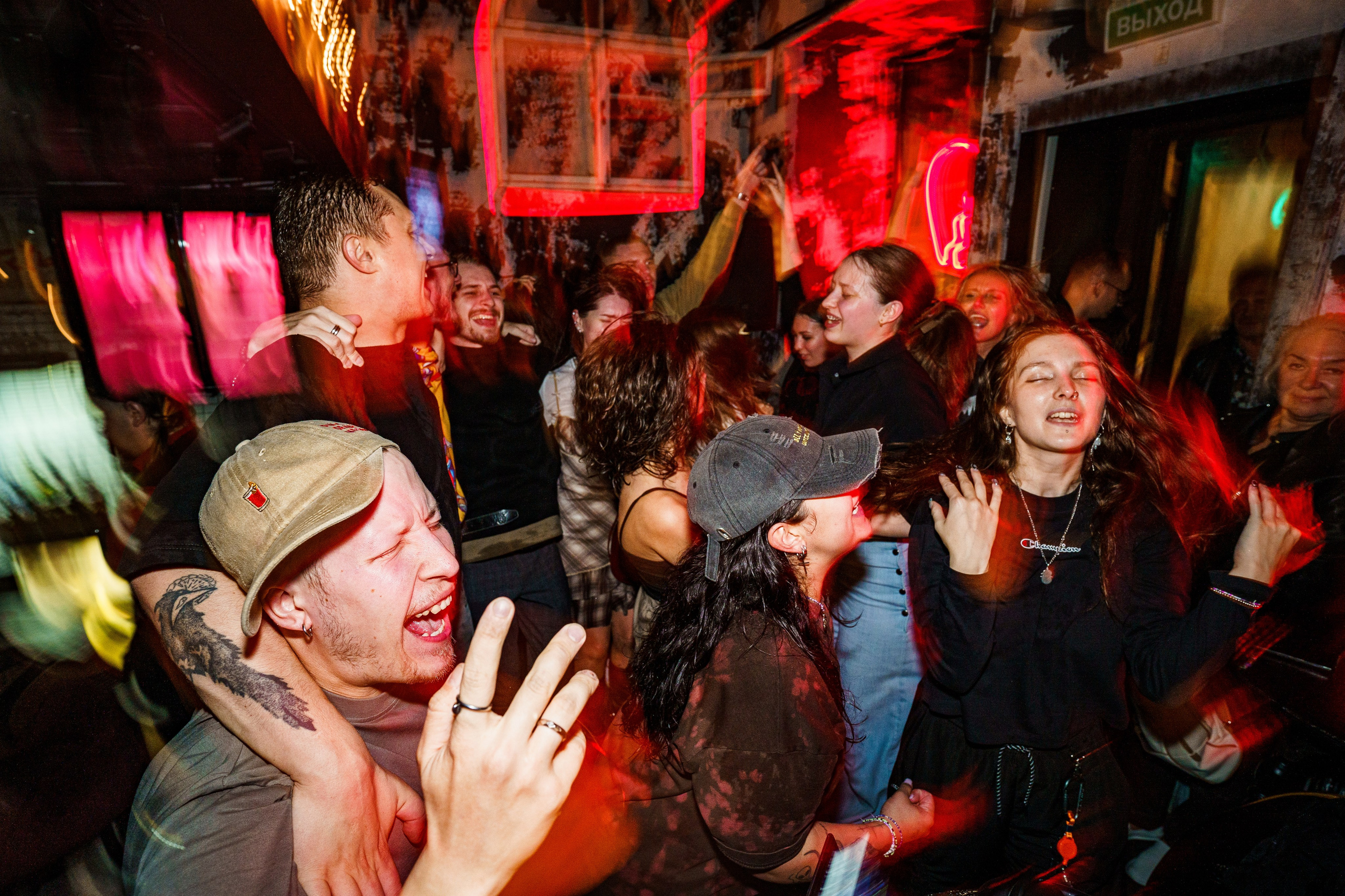Бар разбитых сердец. Last summer party. Концертный и репортажный фотограф в Санкт-Петербурге Слава Пахомов