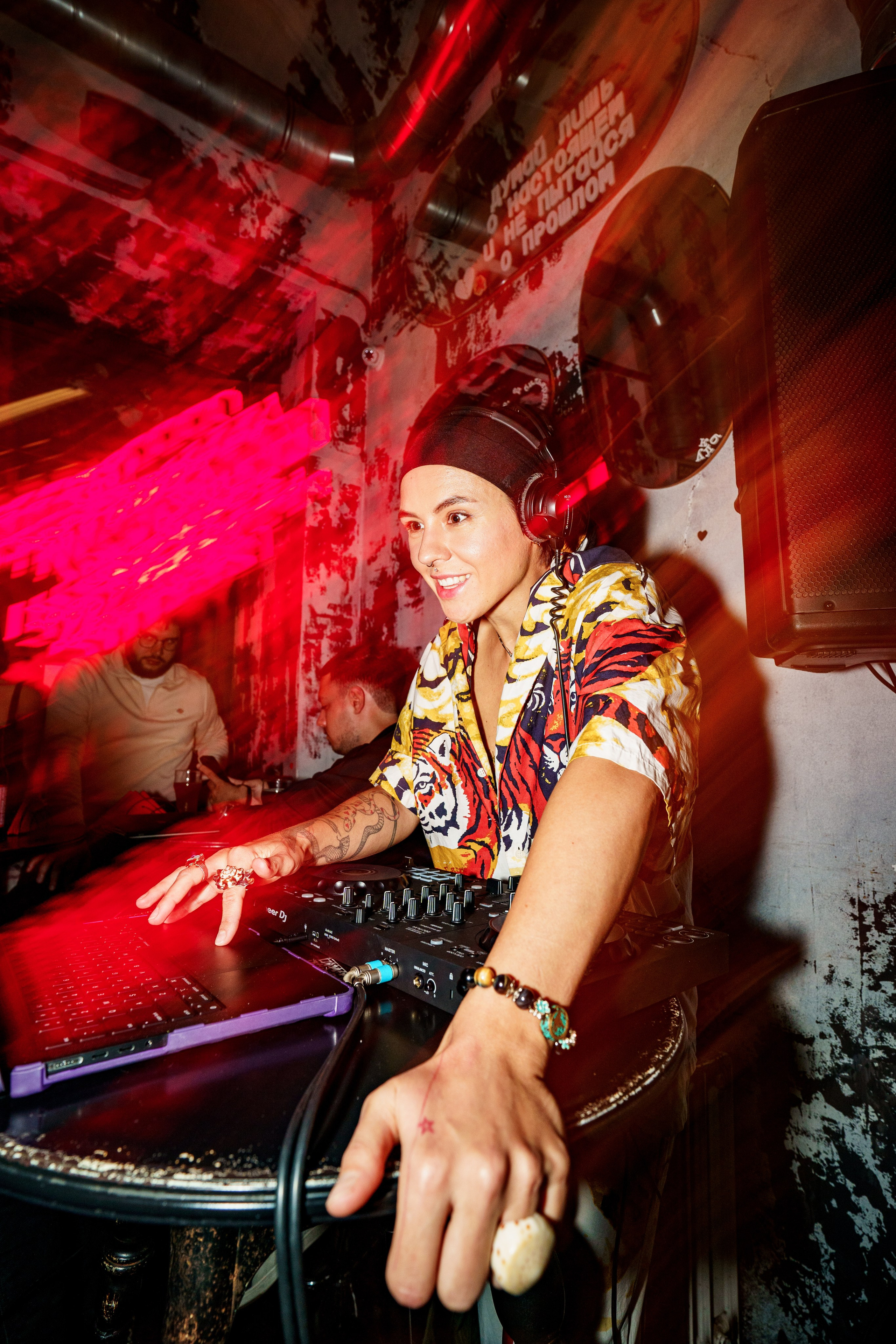 Бар разбитых сердец. Last summer party. Концертный и репортажный фотограф в Санкт-Петербурге Слава Пахомов