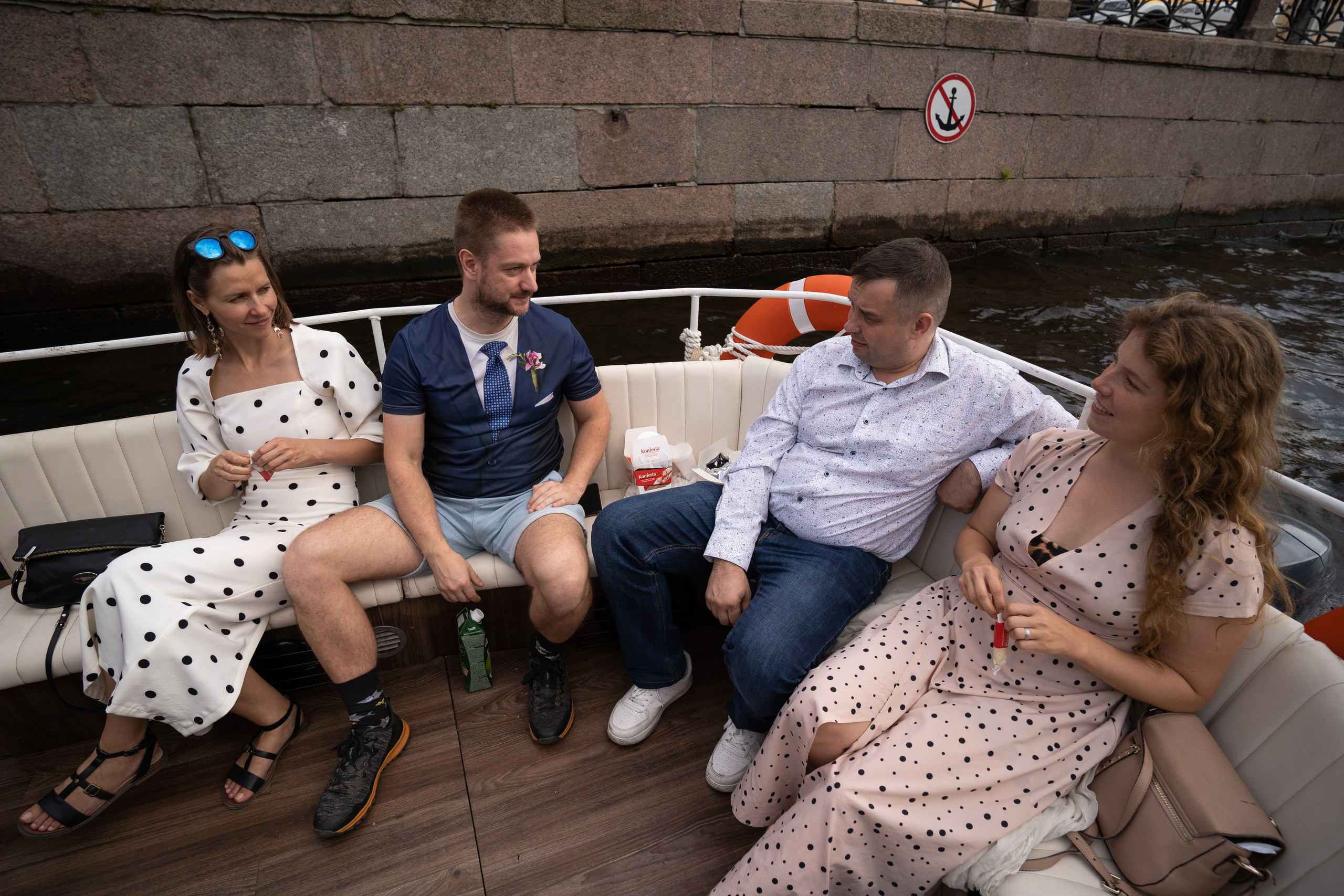 Прогулка на катере, тренинг, игры. Концертный и репортажный фотограф в Санкт-Петербурге Слава Пахомов