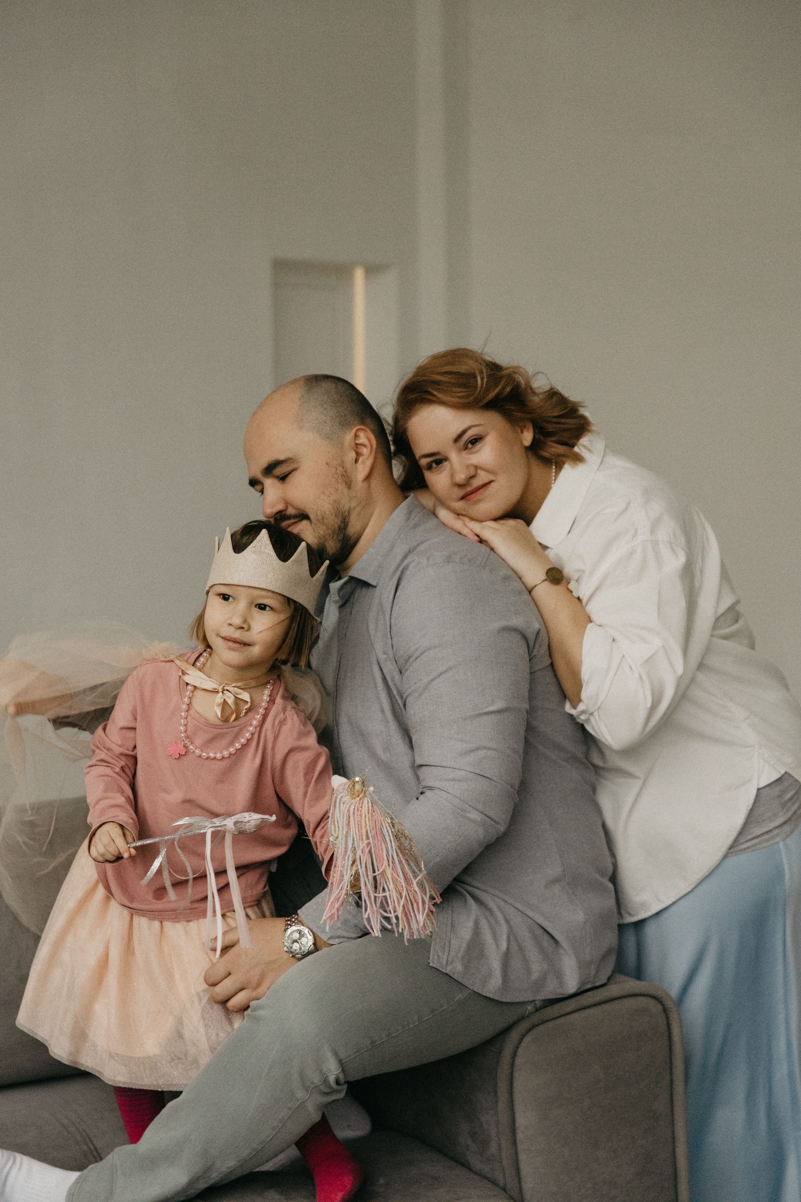 Мика, Саша, Сара. Главная