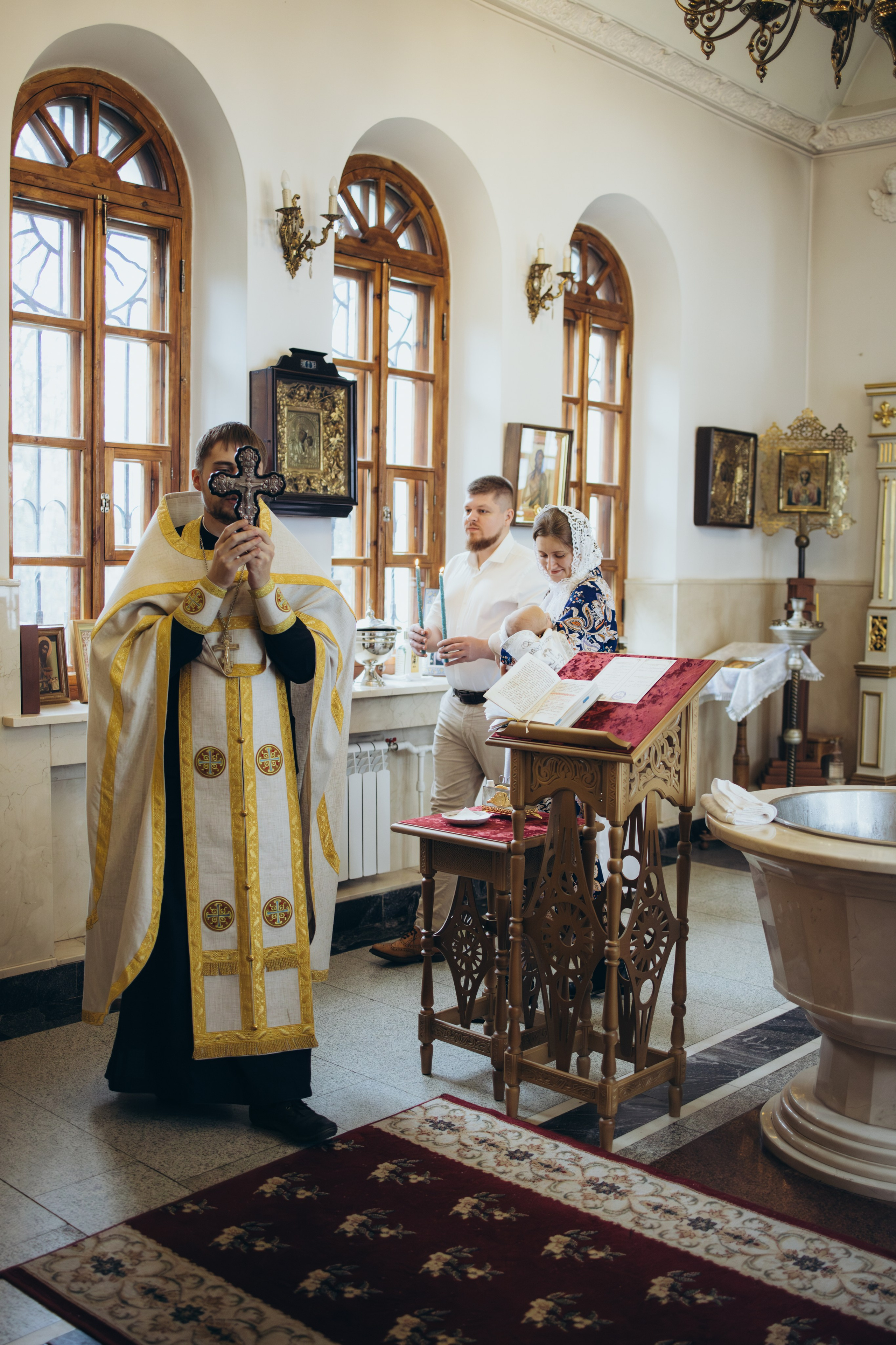 Крещение в православном храме. Семейный фотограф в Минске — Алина Тиханович