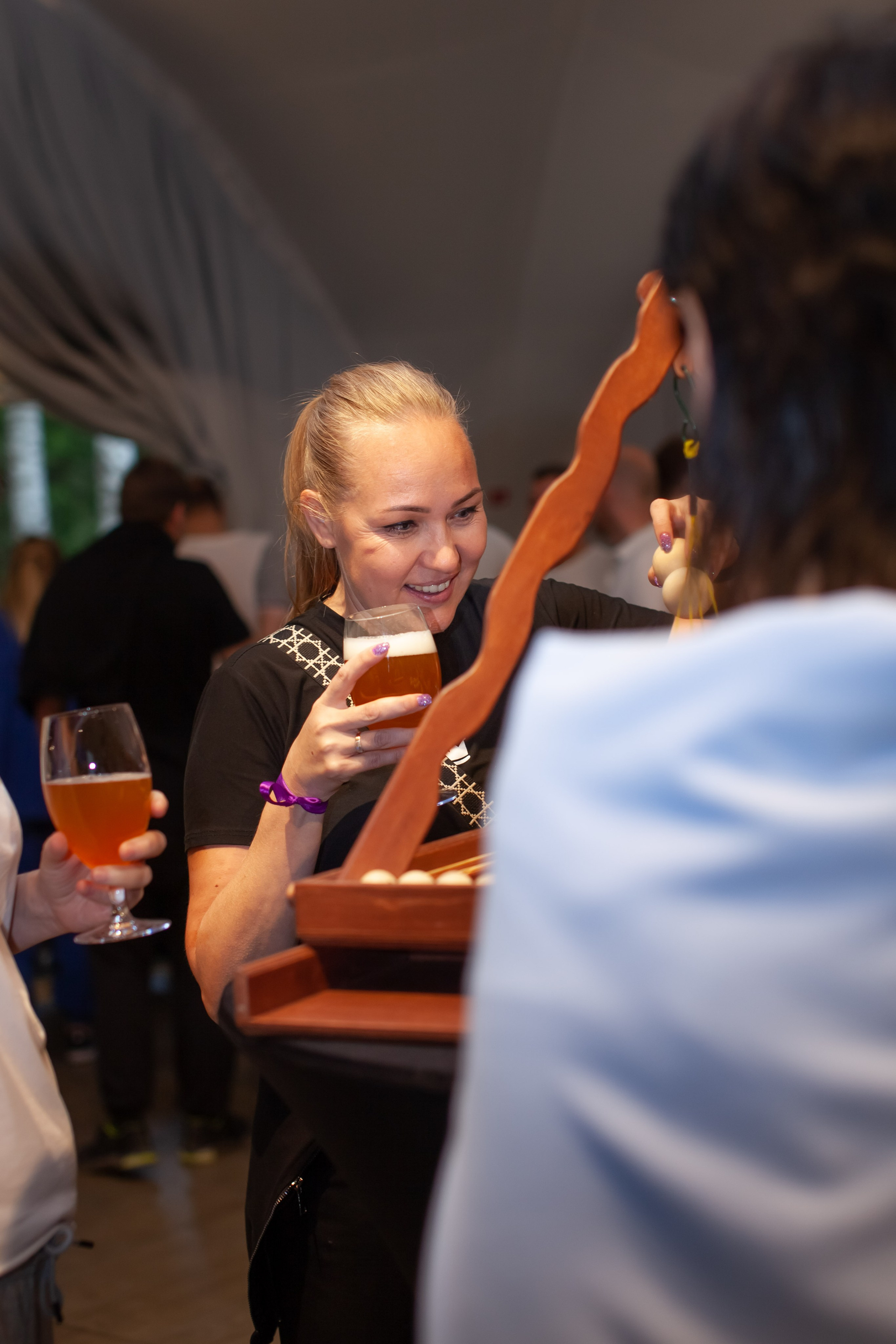 Аметист — тимбилдинг. Двойняшки-фотографы Анна и Анастасия в Санкт-Петербурге