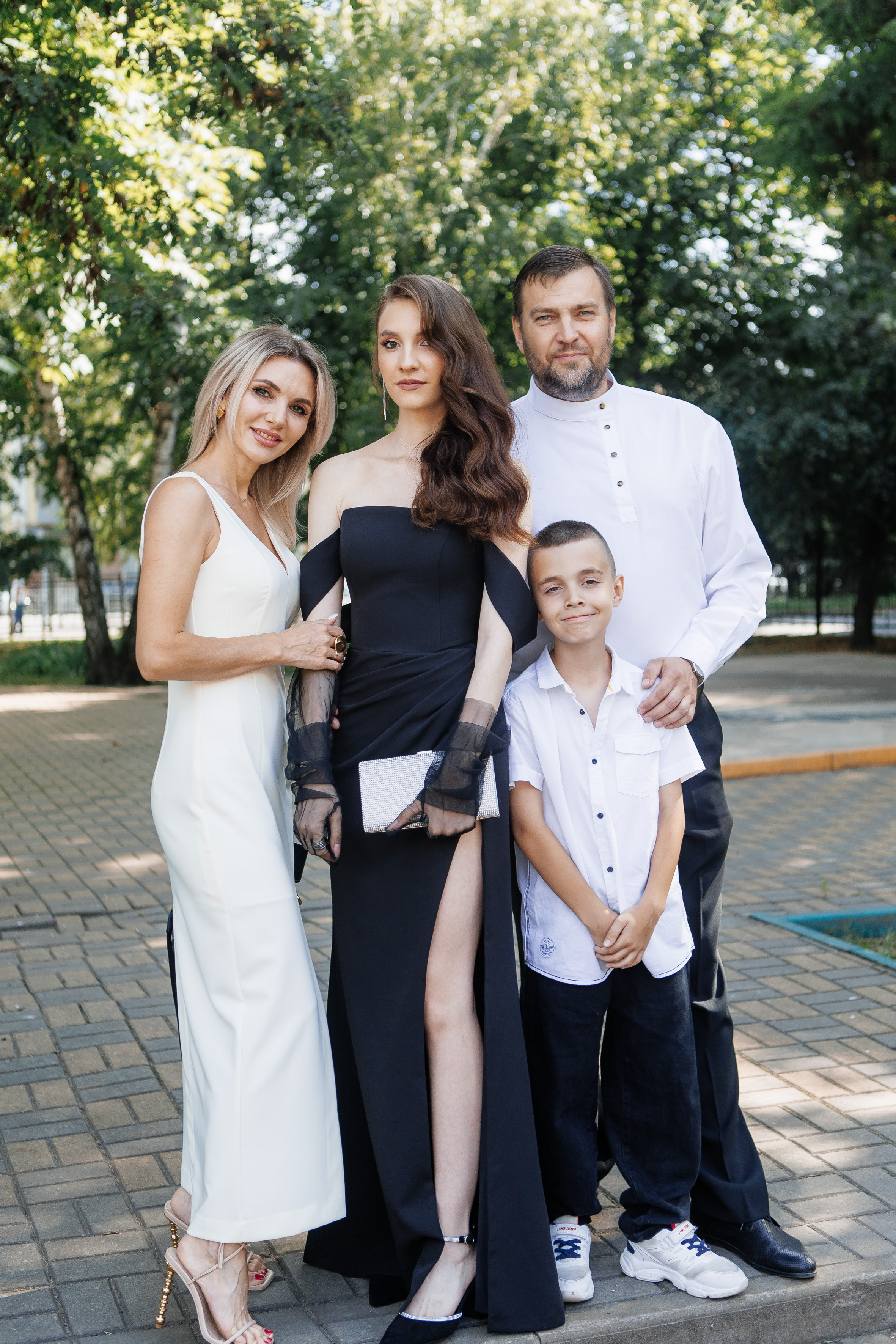 Выпускной Гимназия 12 2024 г. Свадебный и портретный Фотограф в Липецке Дмитрий Котюков