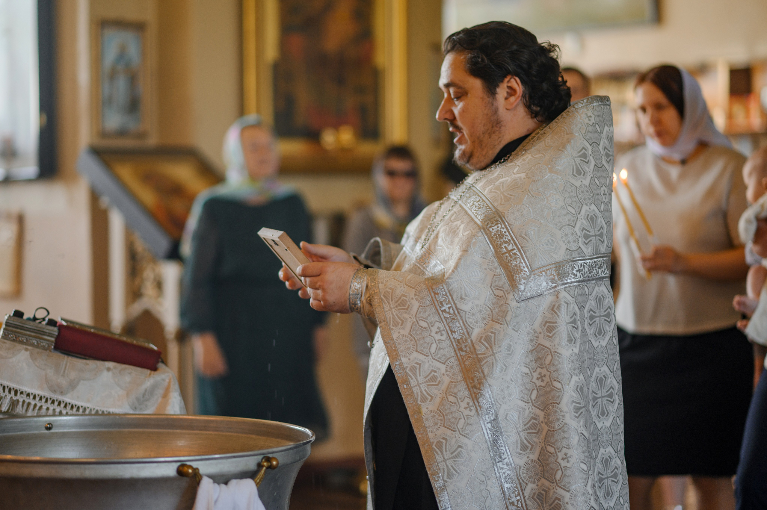 Крещение Кирилла. Церковь Введения во храм Пресвятой Богородицы (Веселовка). Свадебный и семейный Фотограф в Пензе Татьяна Лапоногова