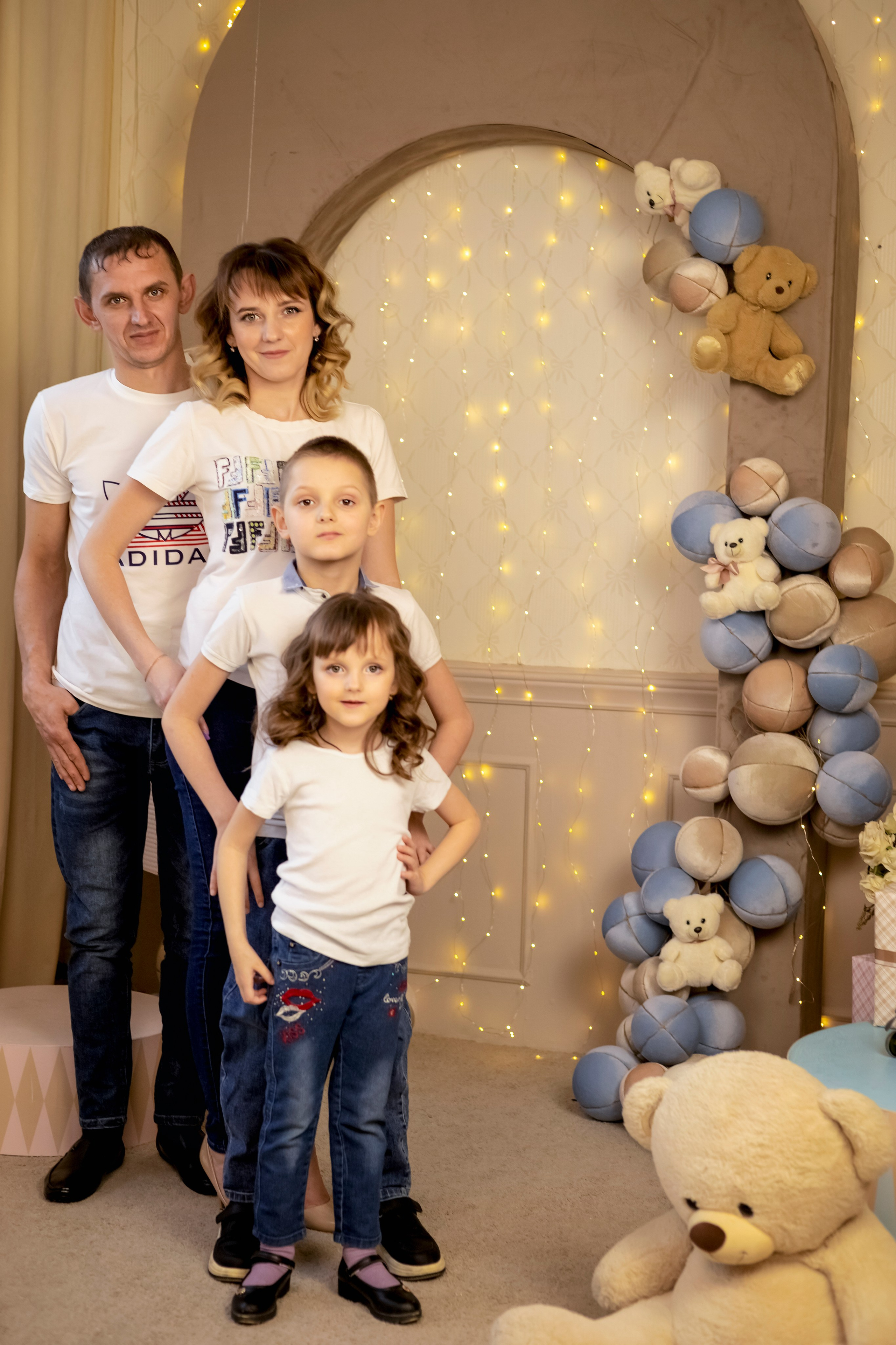 СЕМЬЯ КУБЫШКИНЫХ. Фотограф Людмила Лебединская г. Краснодар (Приморско-Ахтарский р-он)